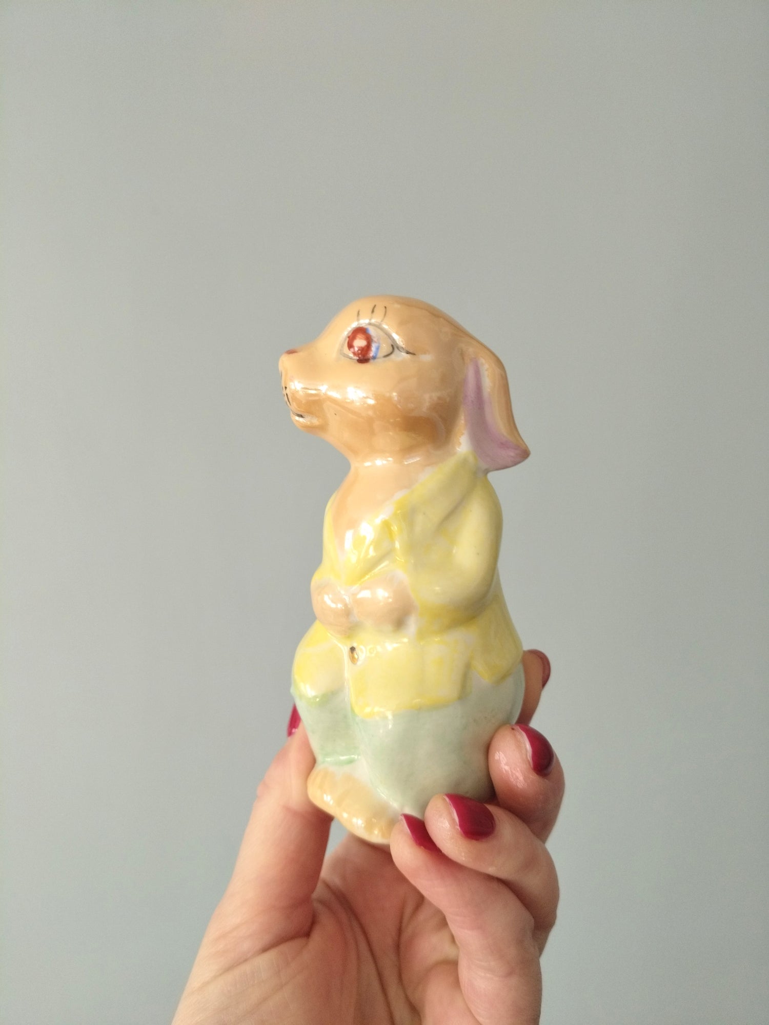 Salière ou poivrière lapine en céramique émaillée nacrée - cetaitmieuxavant