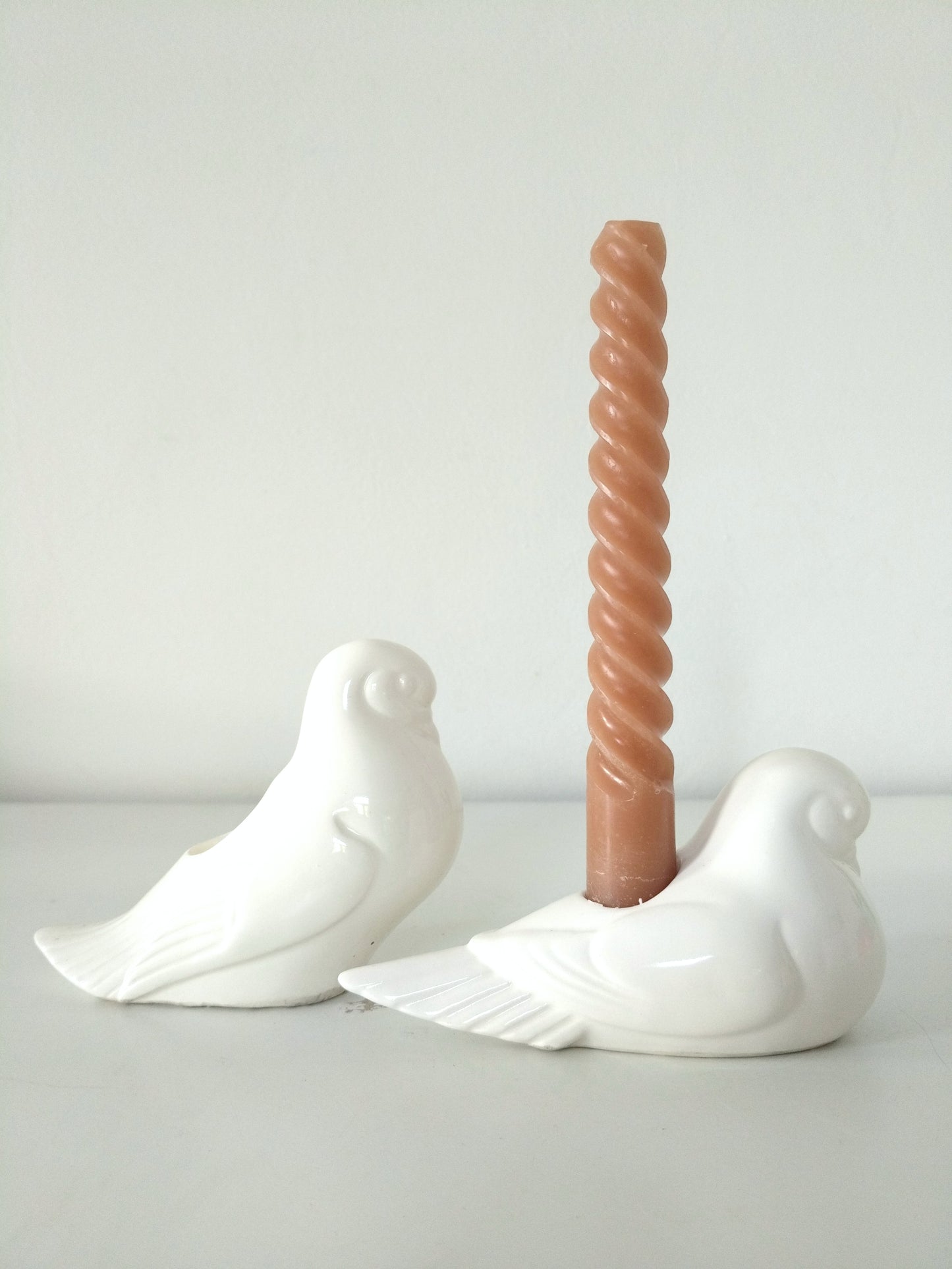 Duo de bougeoirs colombe en céramique