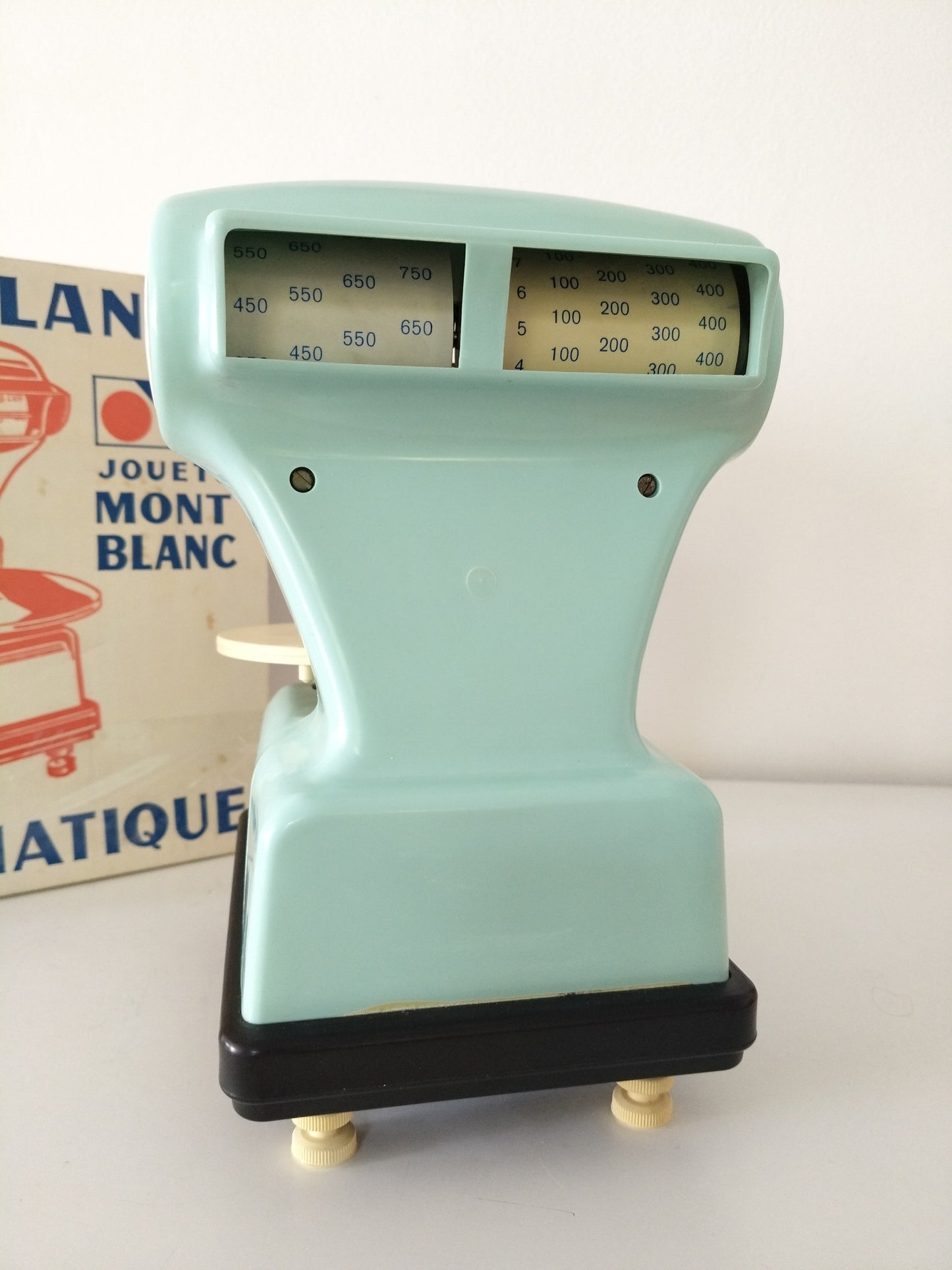 Ancienne balance de marchande jouets Mont Blanc