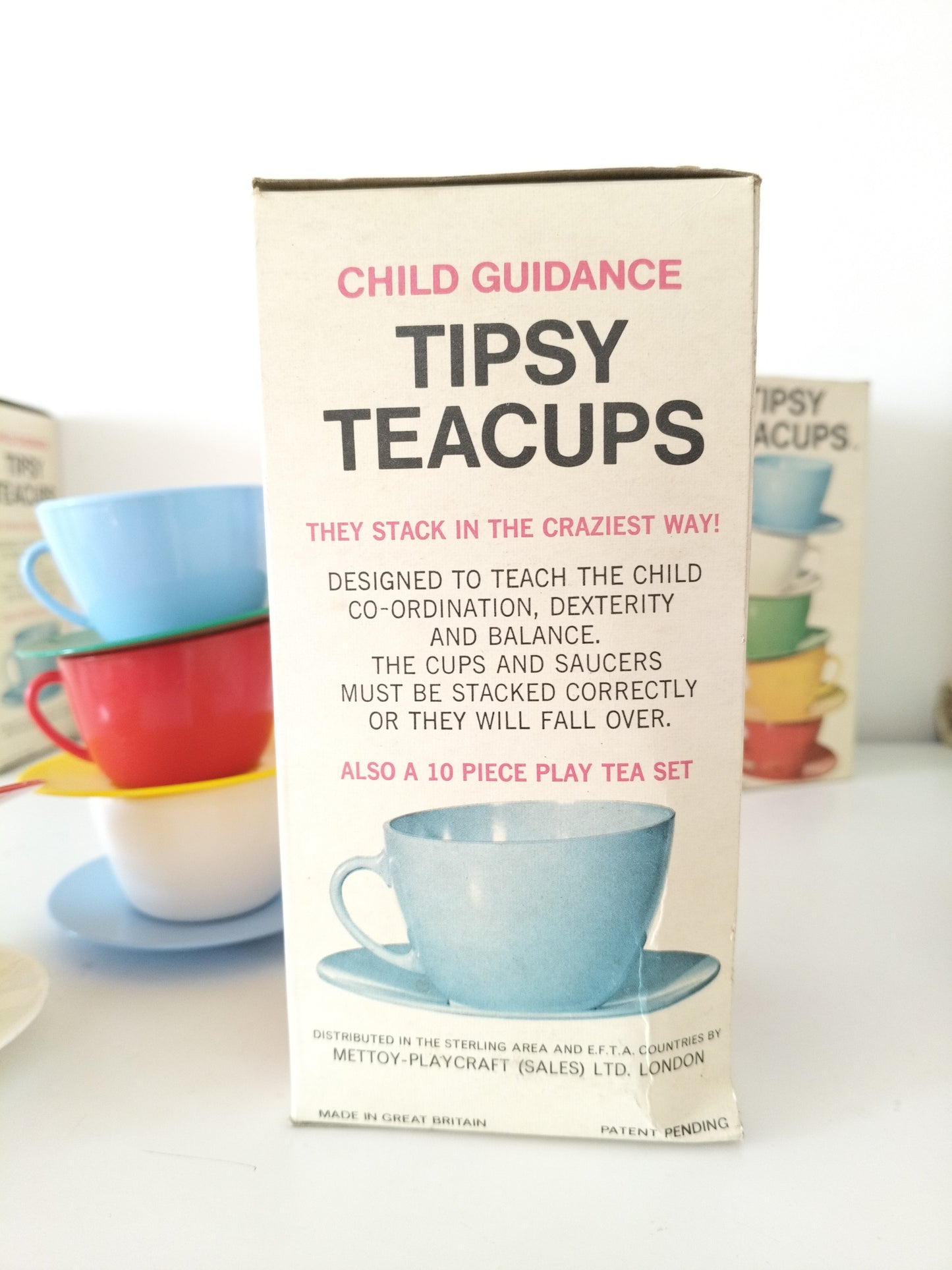 Jouet jeu dinette Tipsy teacups child guidance toys