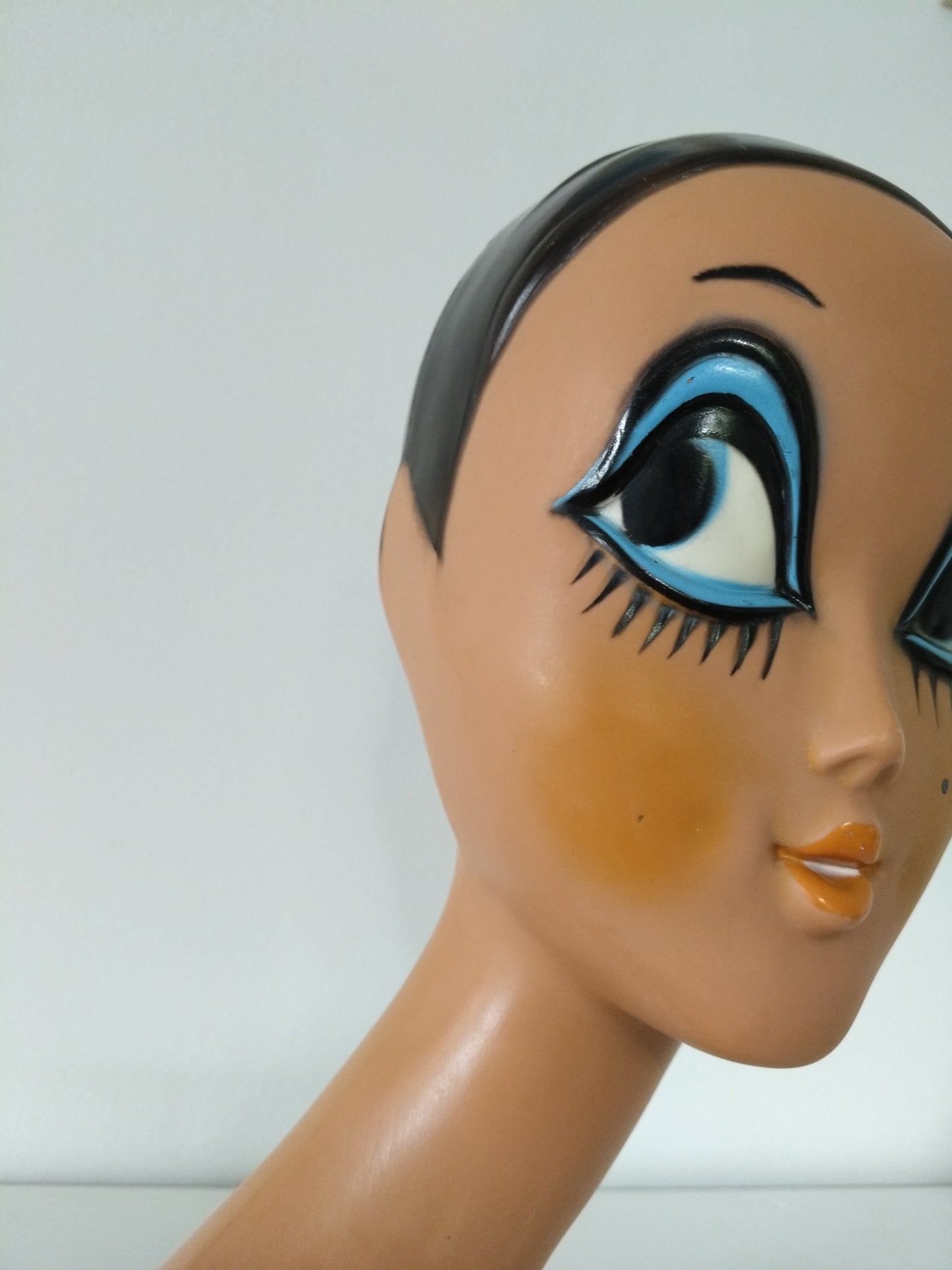 Tête à chapeau Twiggy Huard 1971