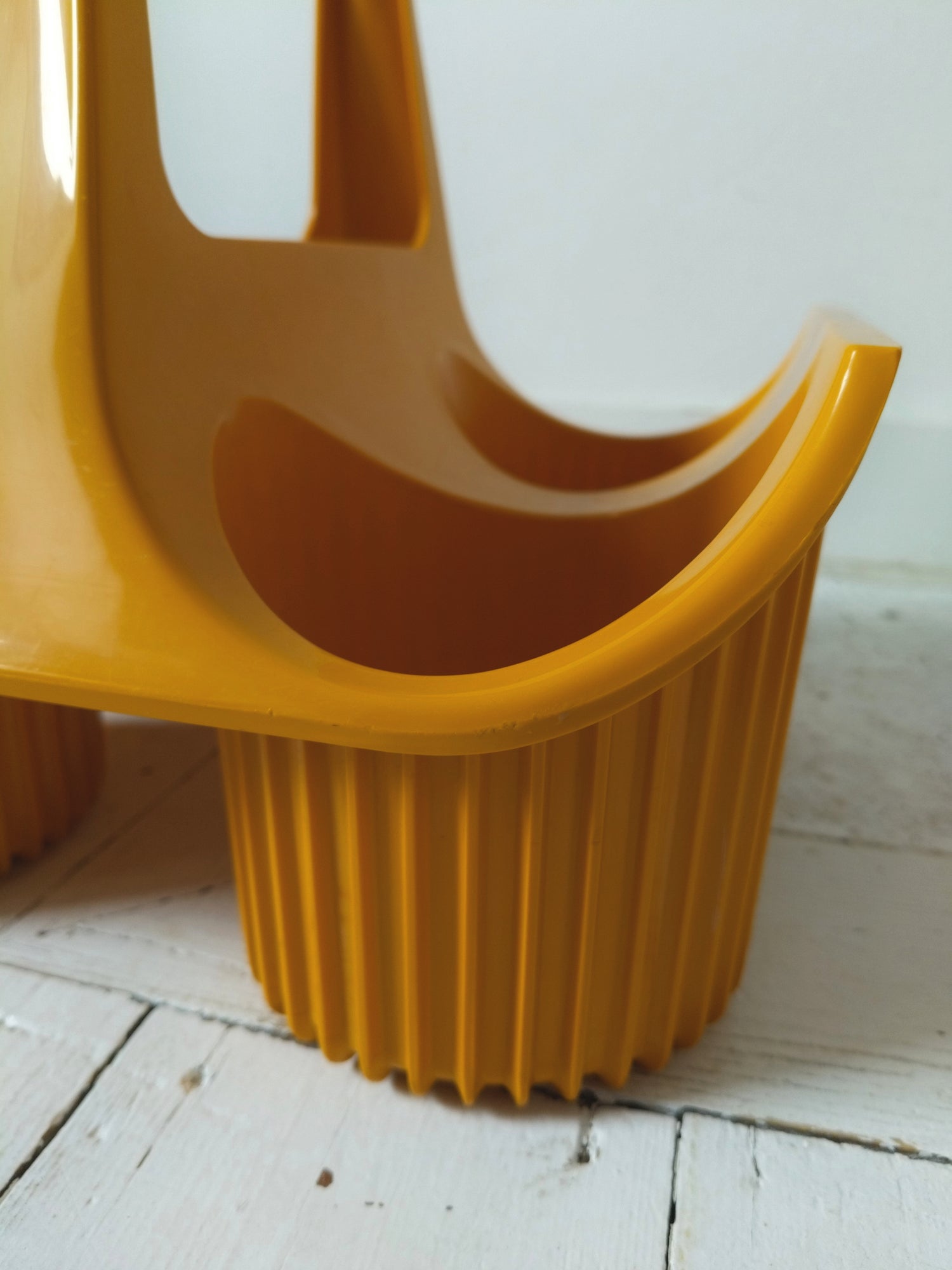 Range/porte-bouteilles en plastique Curver - cetaitmieuxavant