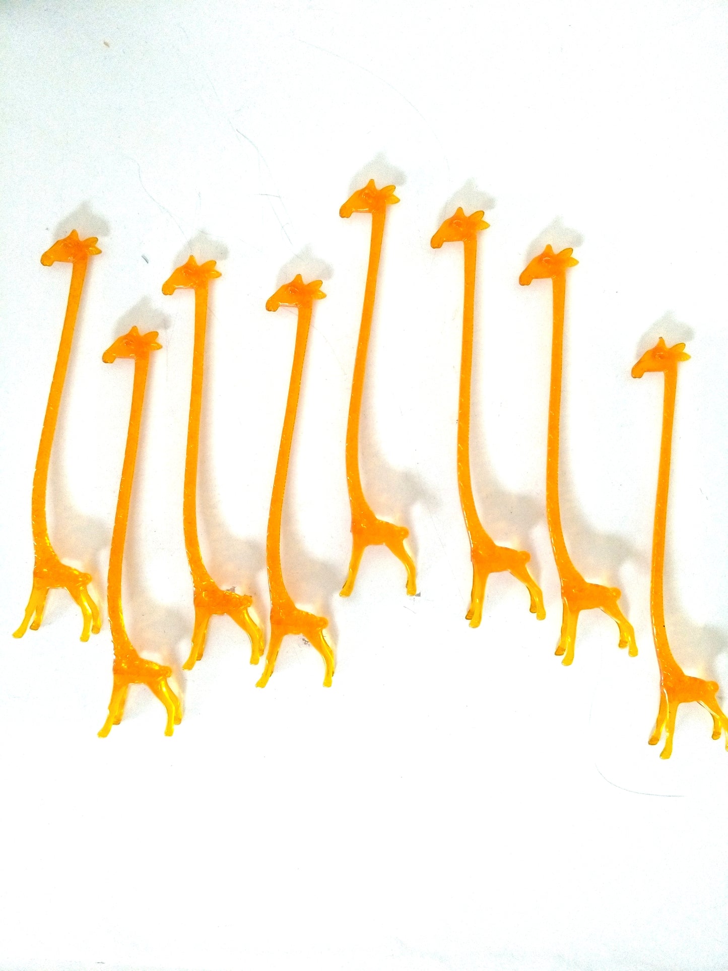 4 agitateurs à cocktail girafe en plastique (2 lots dispos)