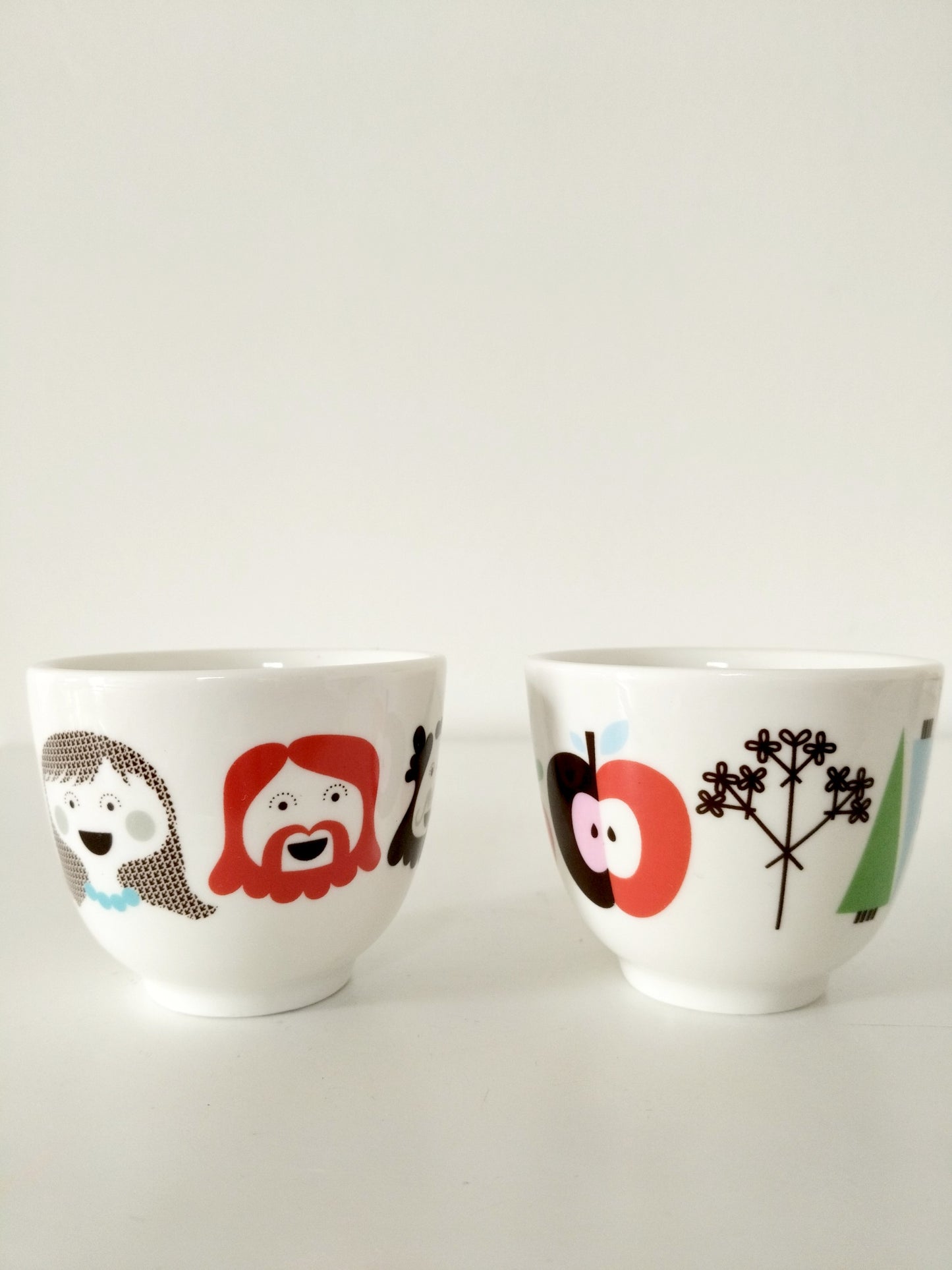 Ensemble de 2 mini cache-pots/ tasses à espresso par Sandra Isaksson pour Isak Suède 2010