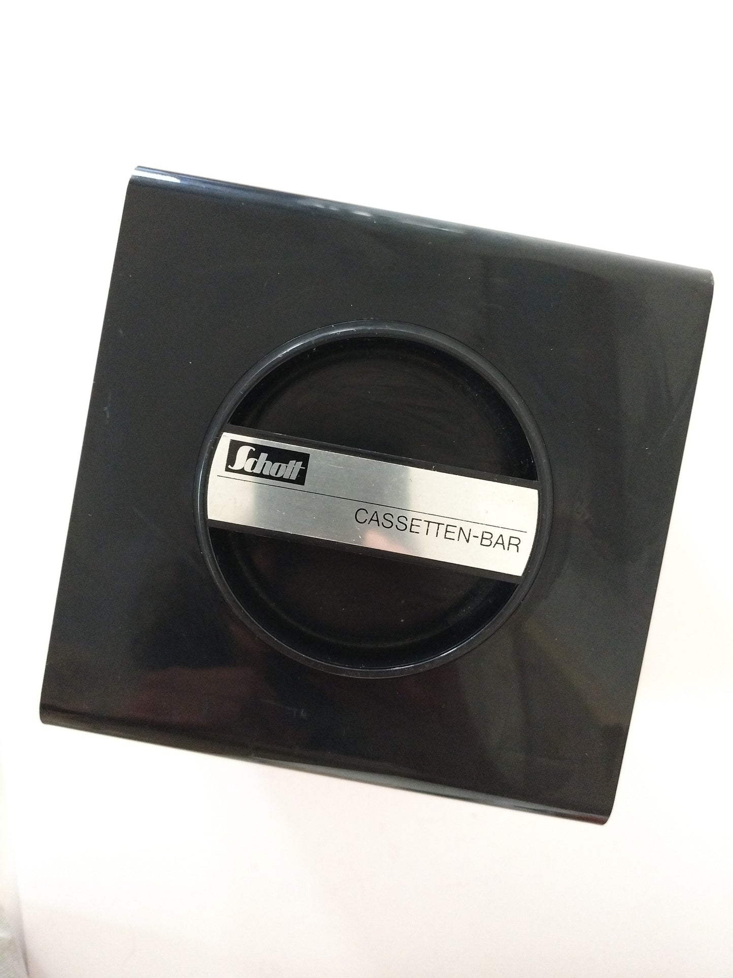 "Cassettes bar"/ carrousel à cassettes/ range-cassettes audio Schott en plastique