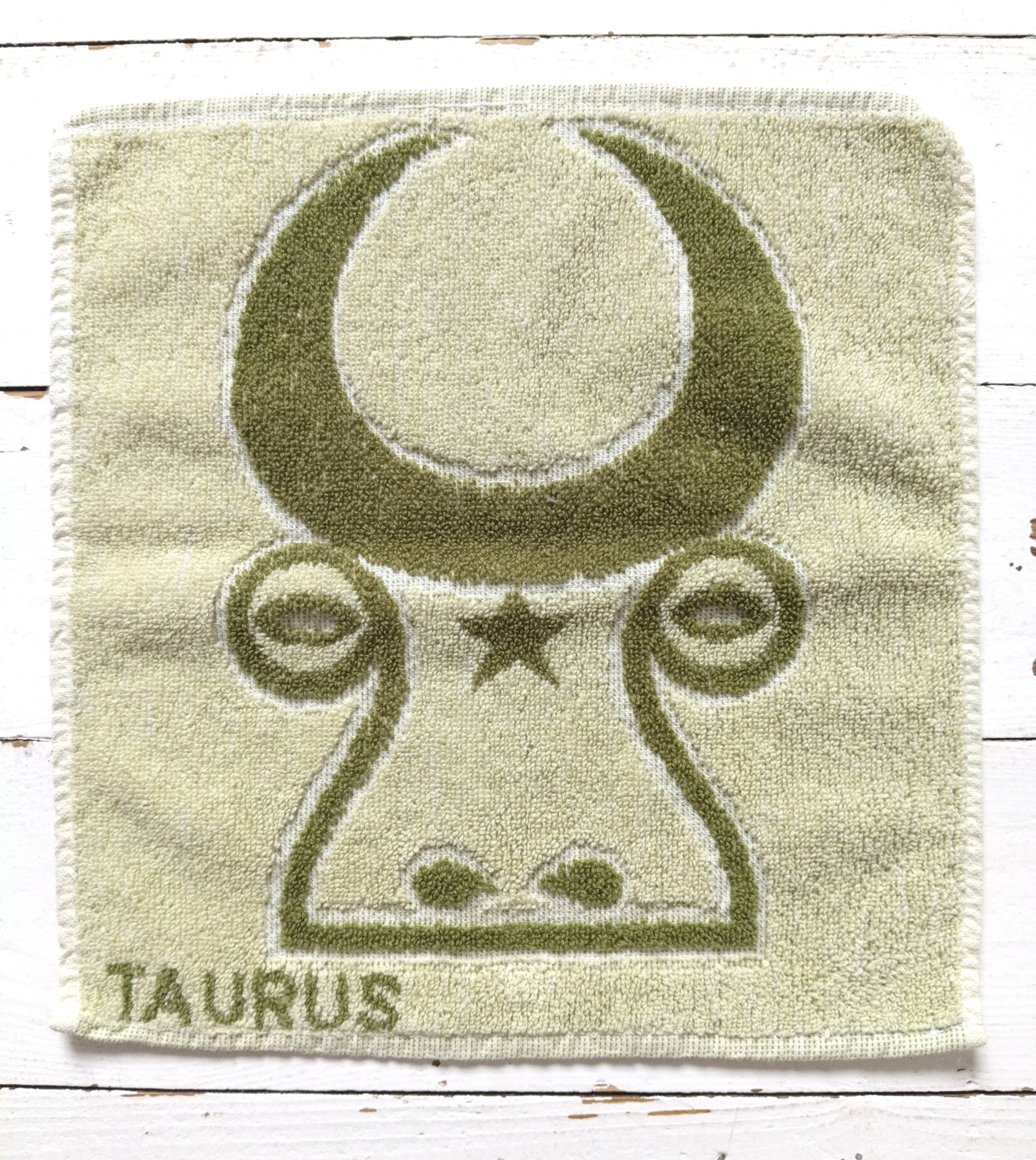 Petit essuie-mains Carine signe astro Taurus Taureau - cetaitmieuxavant