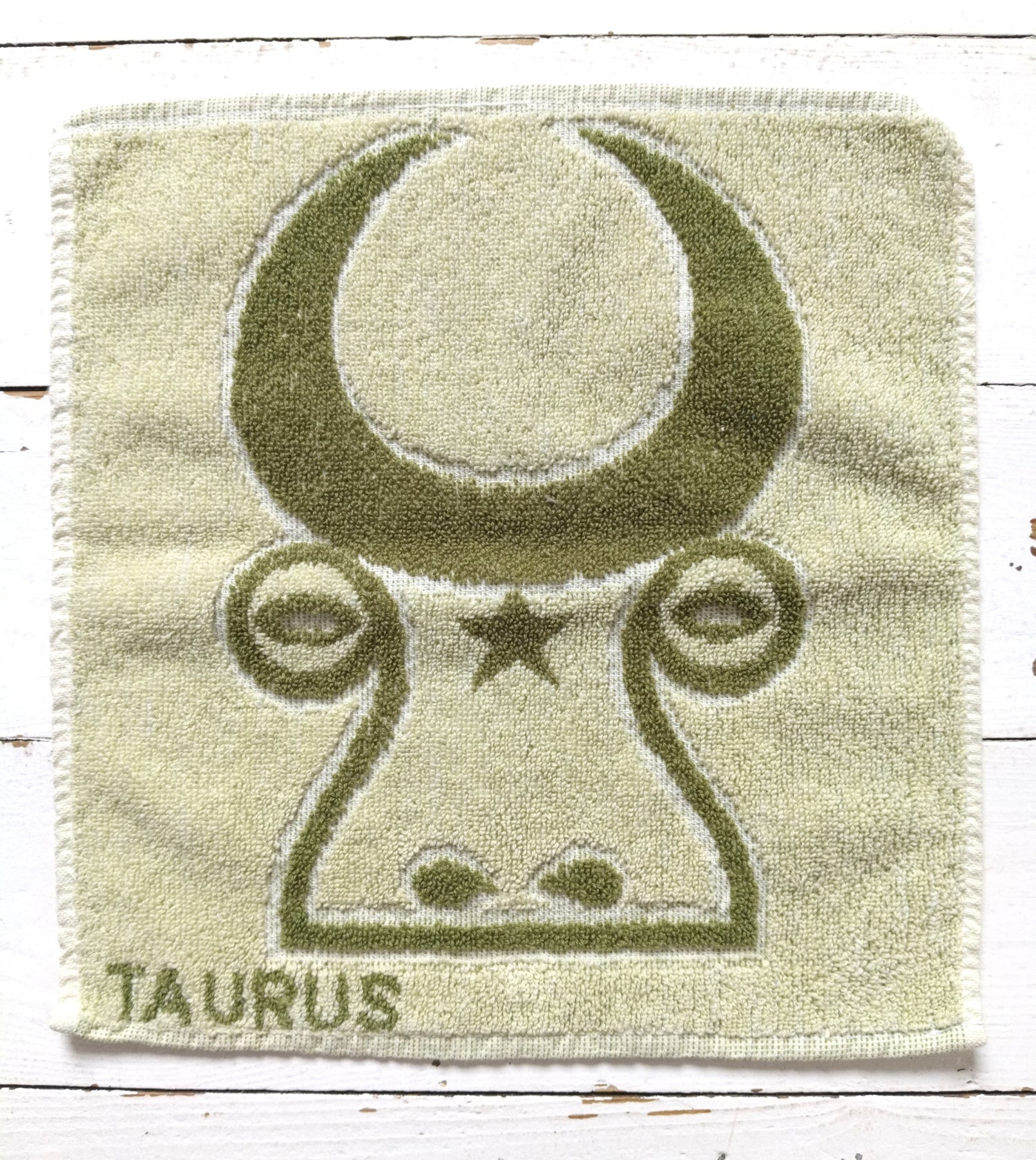 Petit essuie-mains Carine signe astro Taurus Taureau - cetaitmieuxavant