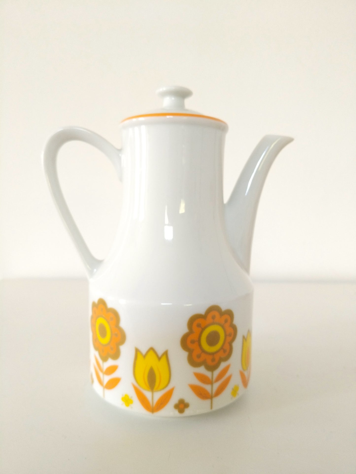 Petite cafetière en porcelaine made in Japan - cetaitmieuxavant