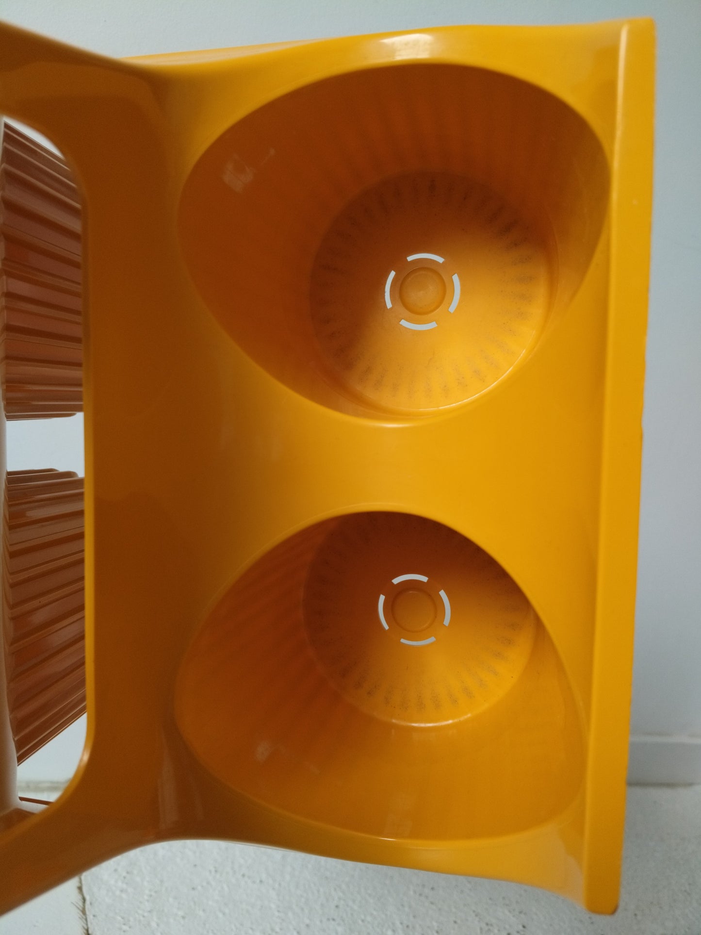 Range/porte-bouteilles en plastique Curver - cetaitmieuxavant