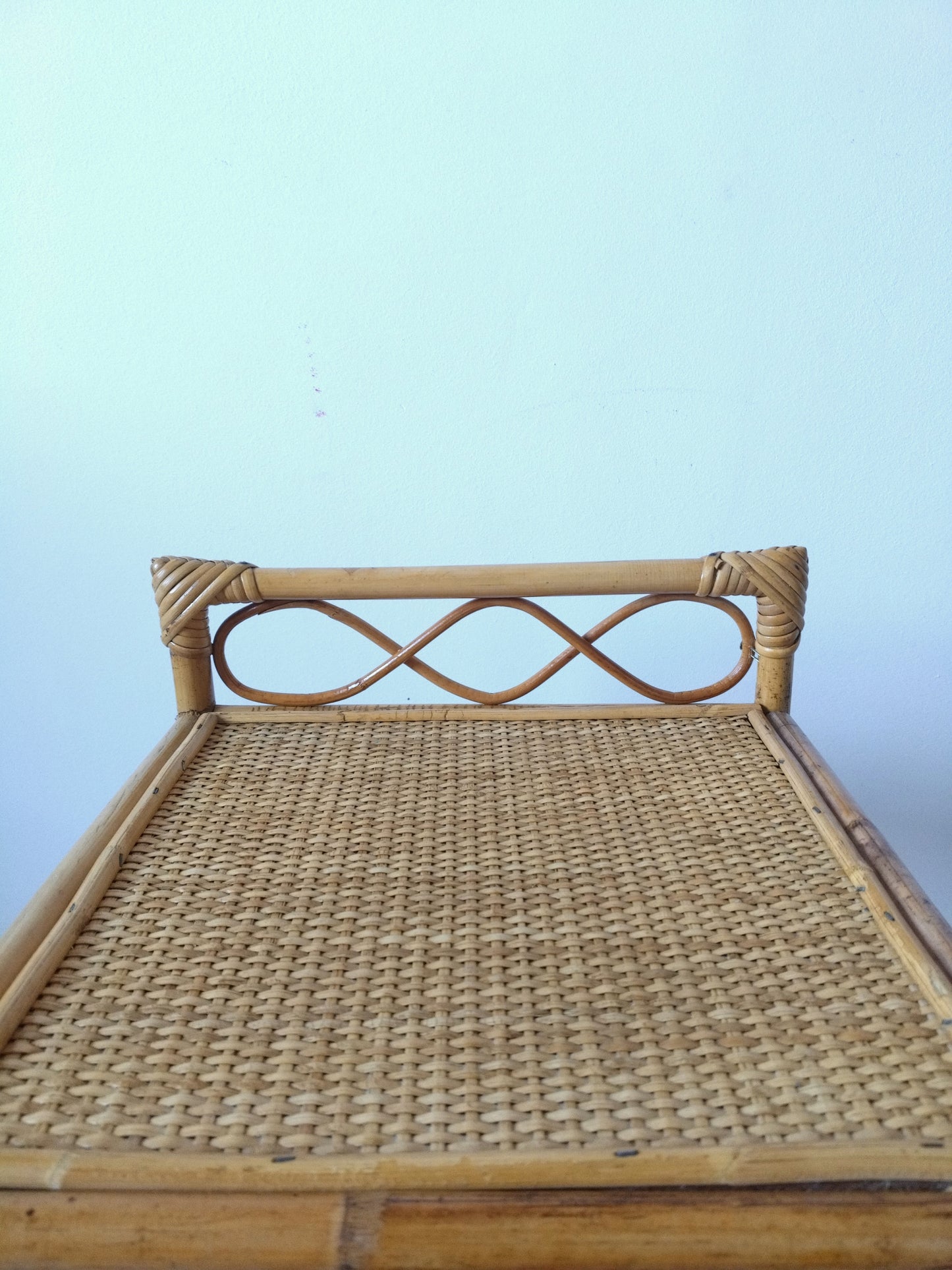 Étagère/ chevet vintage osier et rotin