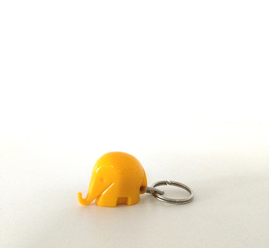 Porte-clés éléphant Drumbo par Luigi Colani