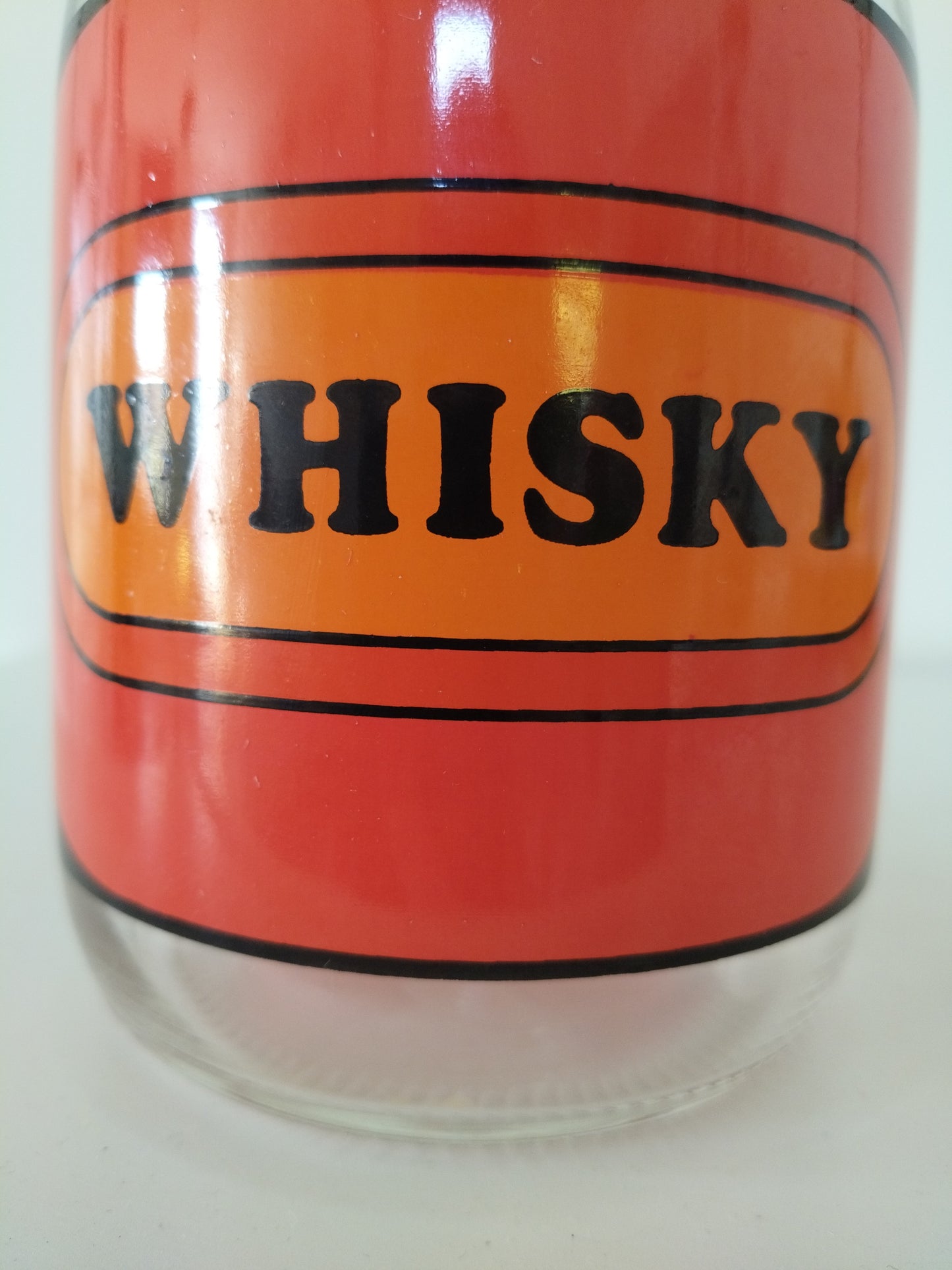Ancienne bouteille à whisky en verre - cetaitmieuxavant