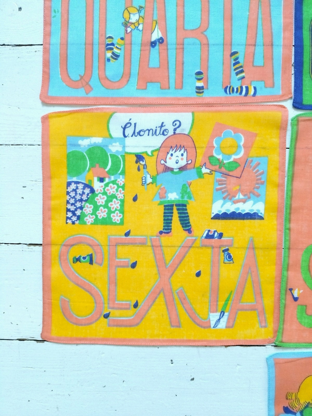 Semainier de mouchoirs pour enfants en portugais