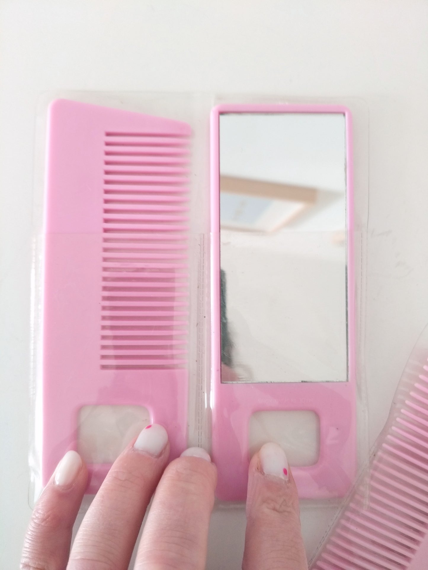 Set peigne et miroir de poche Barbie Hong Kong