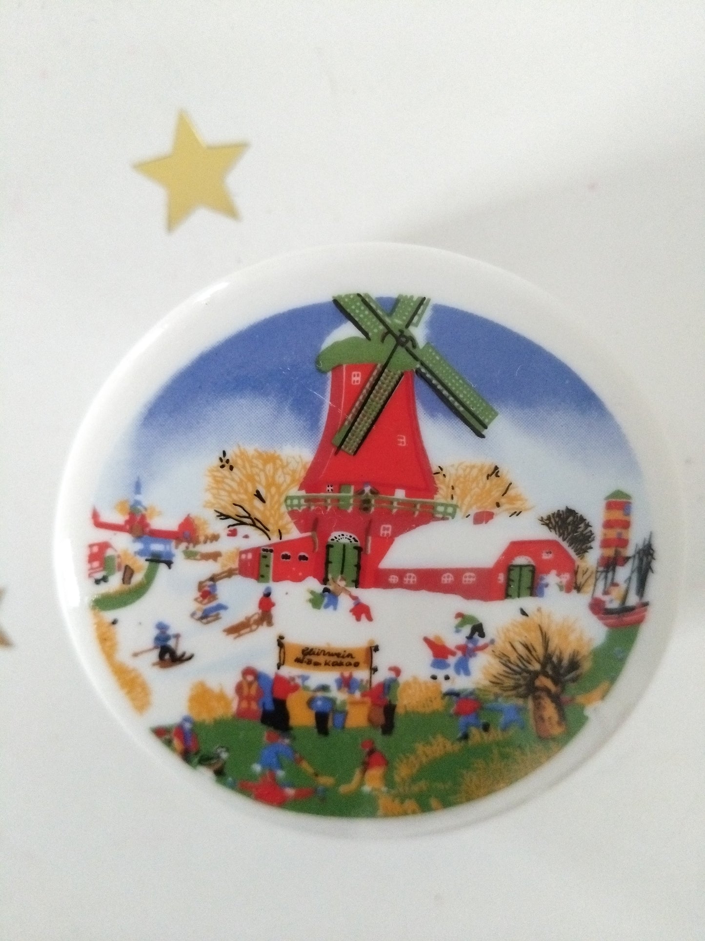 Petite boîte en porcelaine publicitaire Yves Rocher au choix