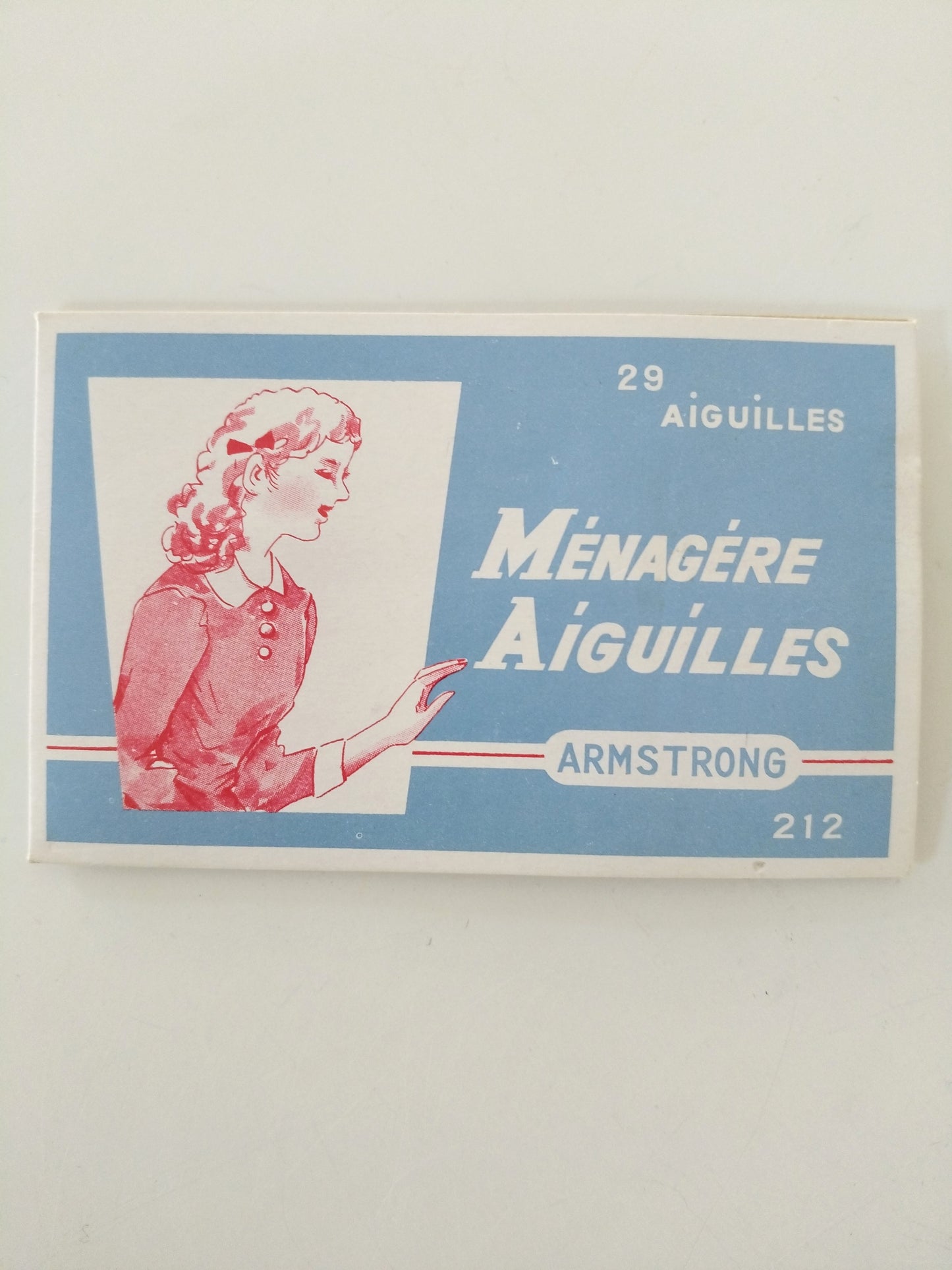 Ancien set d'aiguilles à coudre Armstrong français néerlandais