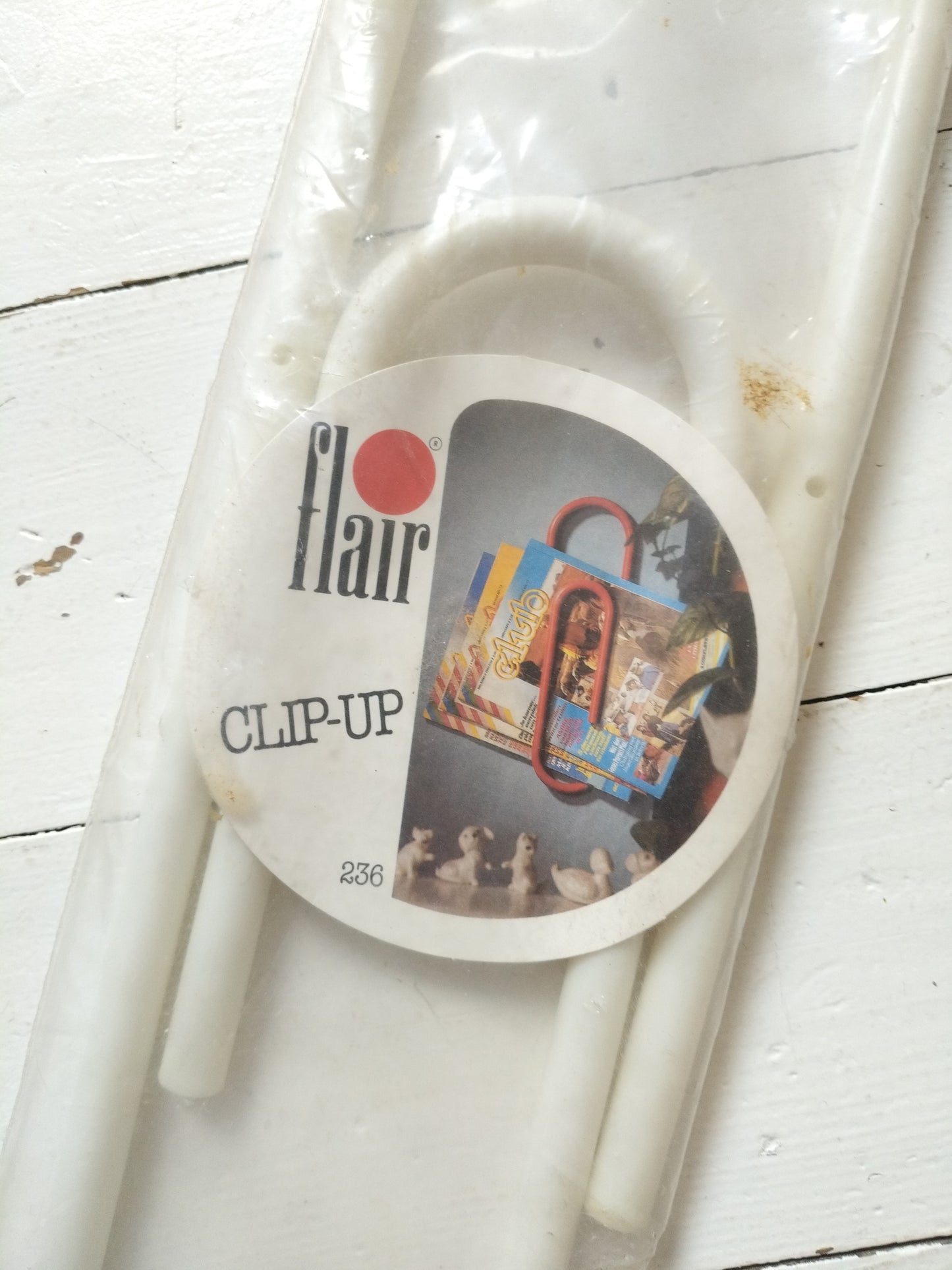 Trombone géante murale en plastique Flair "clip-up"