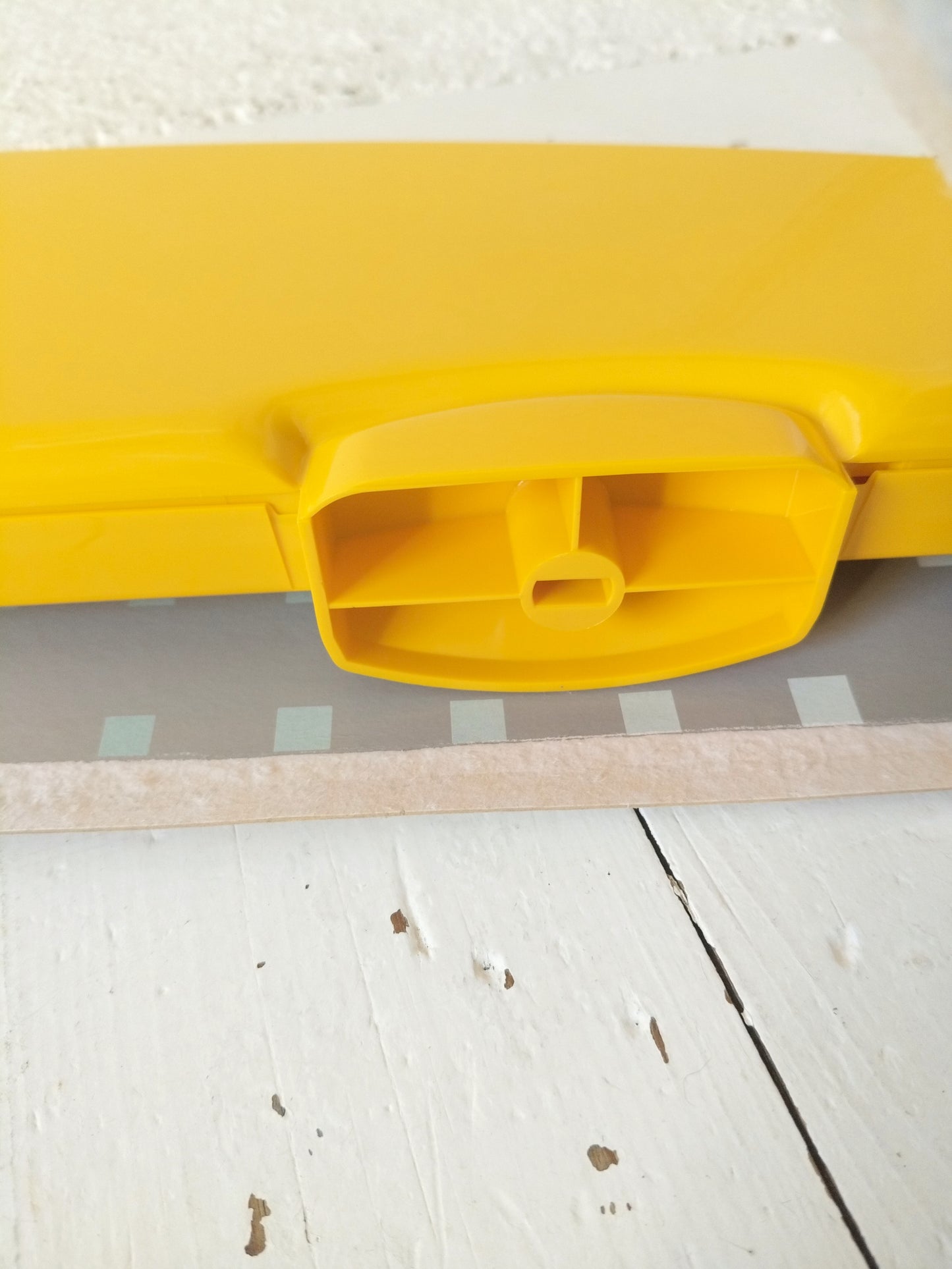 Étagère murale en plastique Allibert