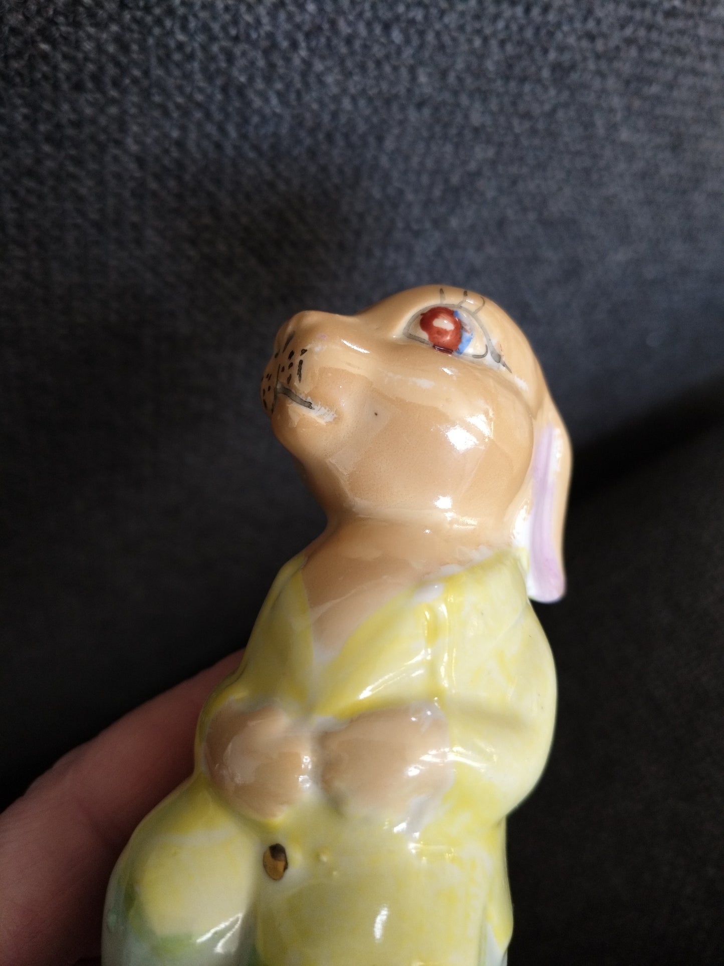 Salière ou poivrière lapine en céramique émaillée nacrée - cetaitmieuxavant