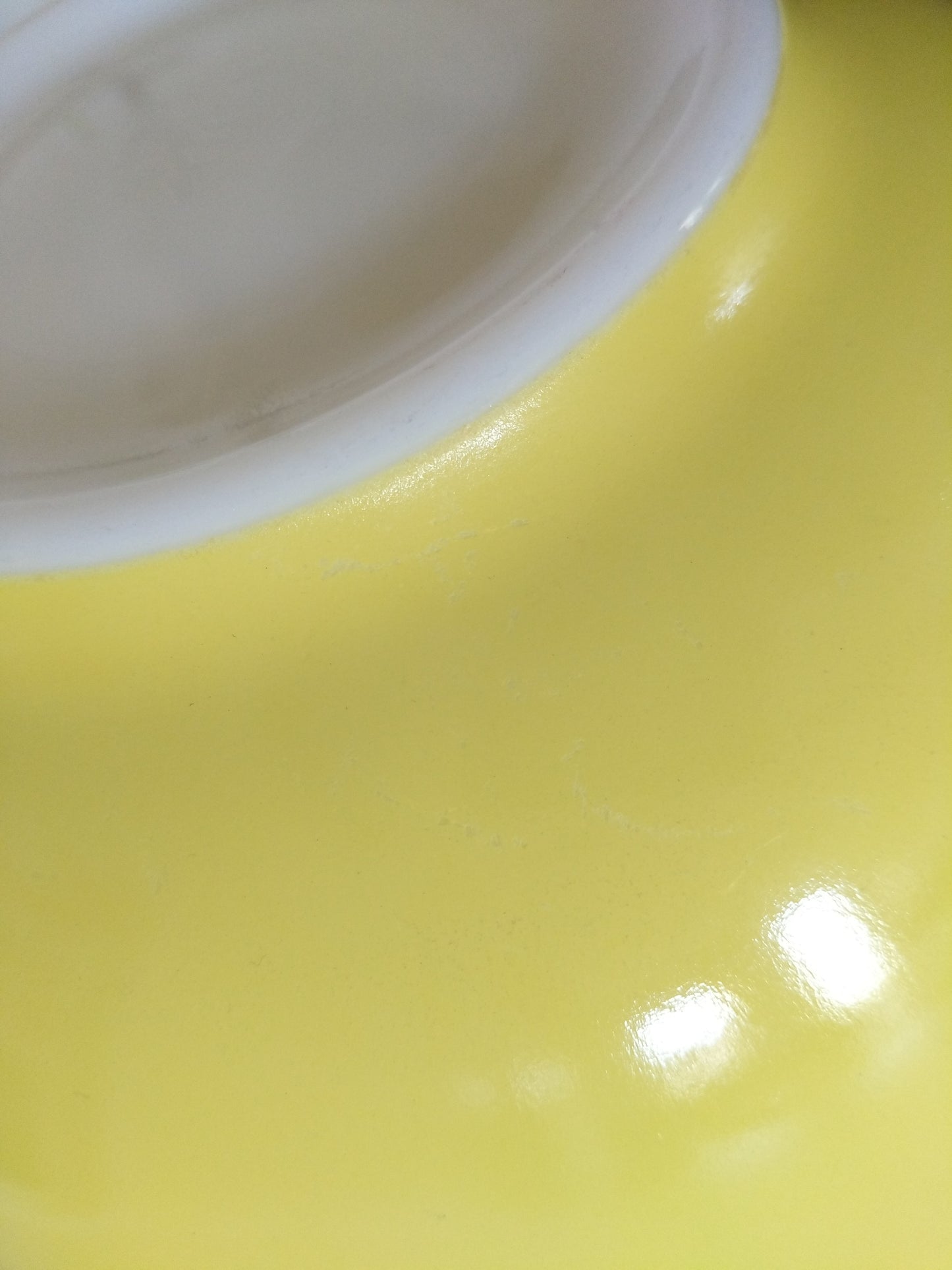 Gros bol mélangeur Pyrex USA jaune