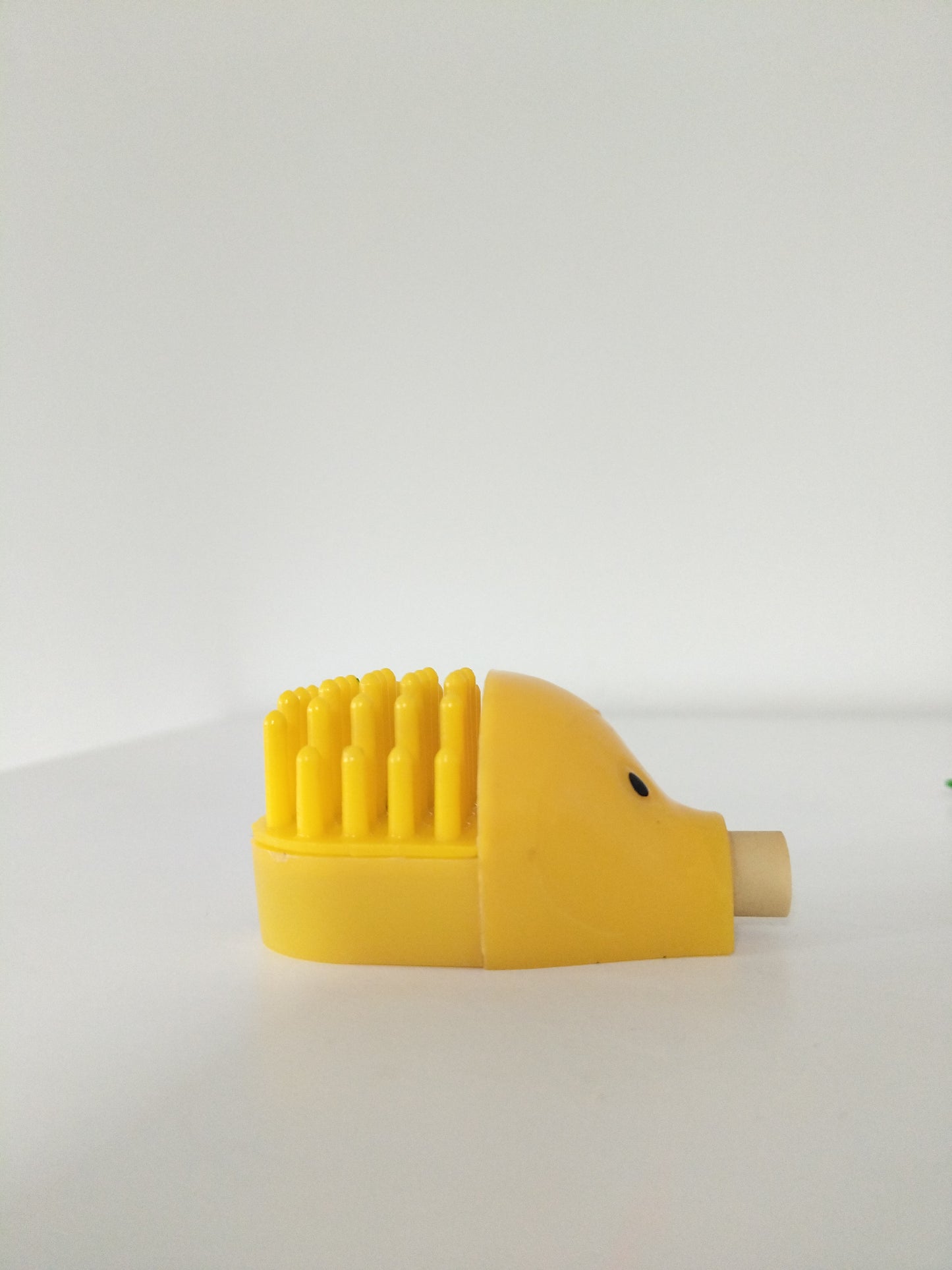 Hérisson miniature taille-crayon, porte-crayon et gomme 80's couleur au choix