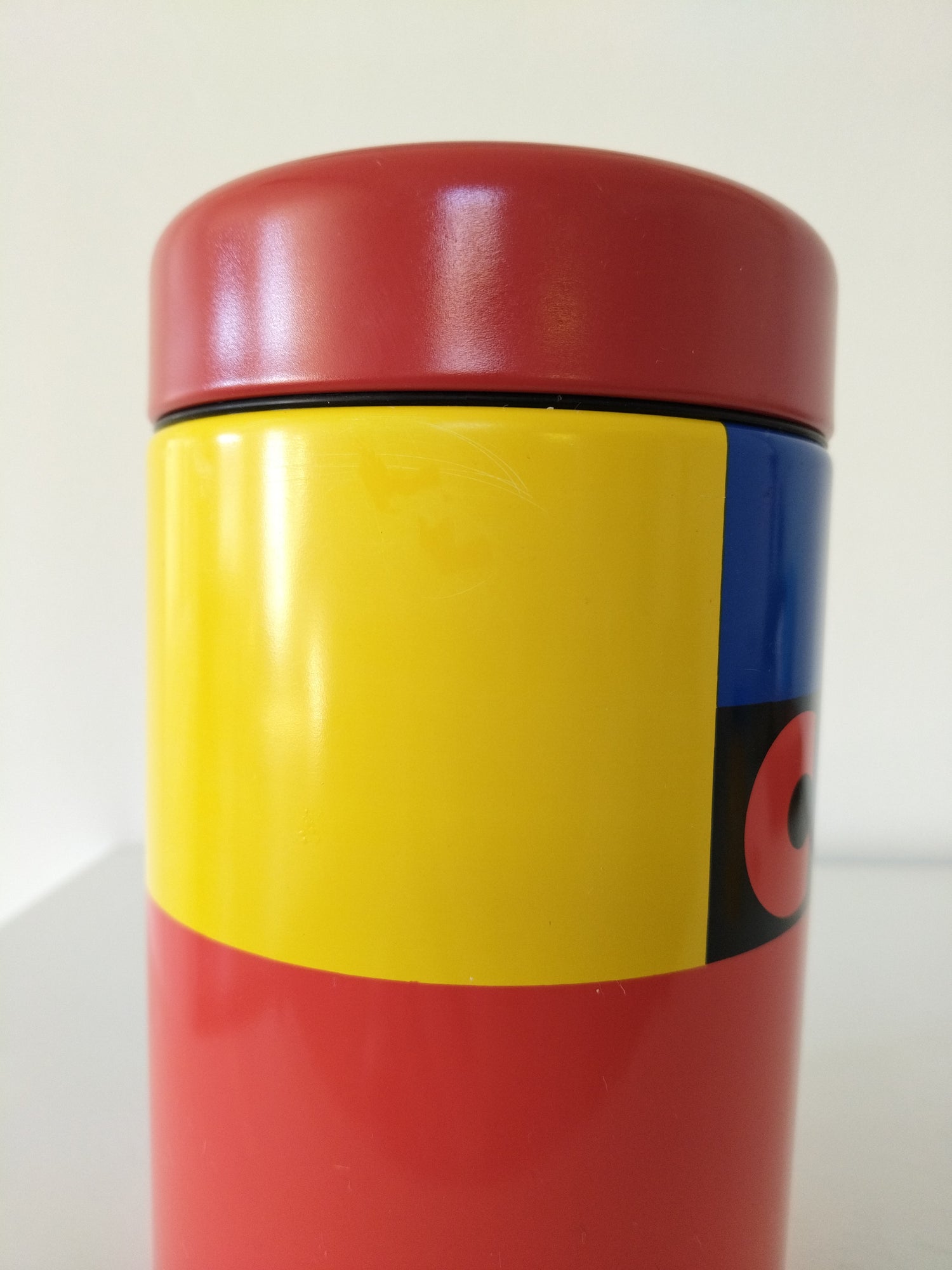 Boîte de stockage métallique "colours" Brabantia - cetaitmieuxavant