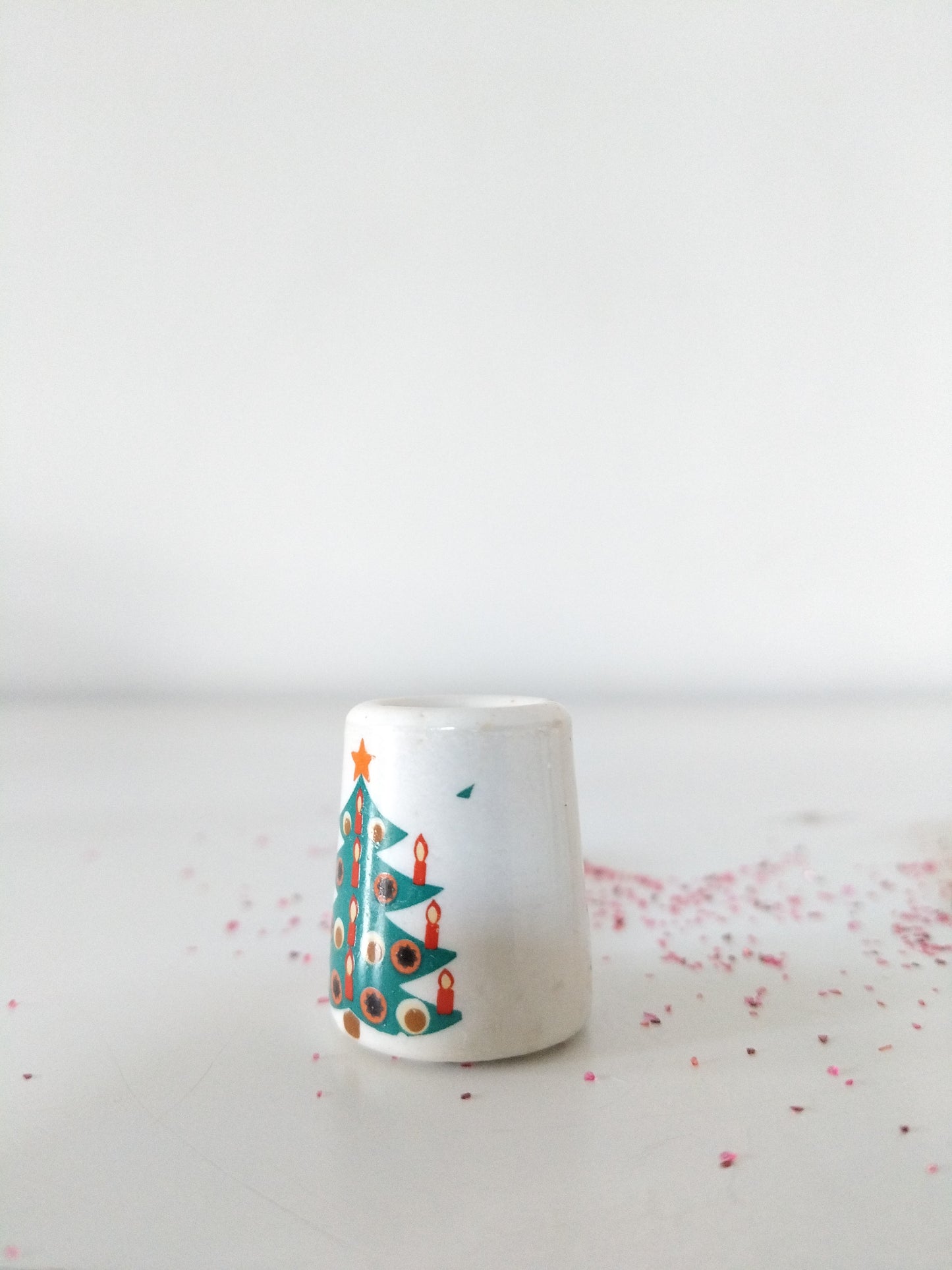 Ensemble de 3 mini-bougeoirs de Noël Germany décor sapin avec bougies rouges