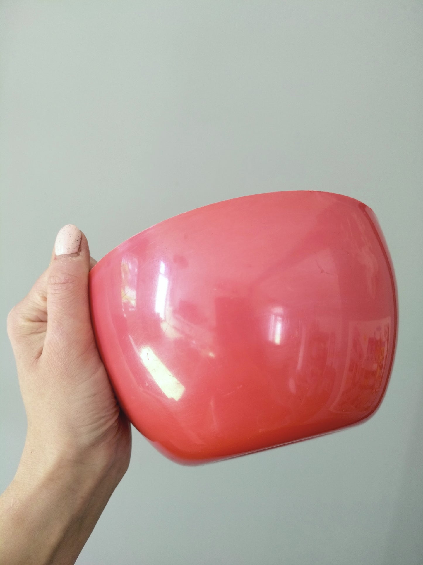 Boîte pomme en plastique framboise nacré - cetaitmieuxavant