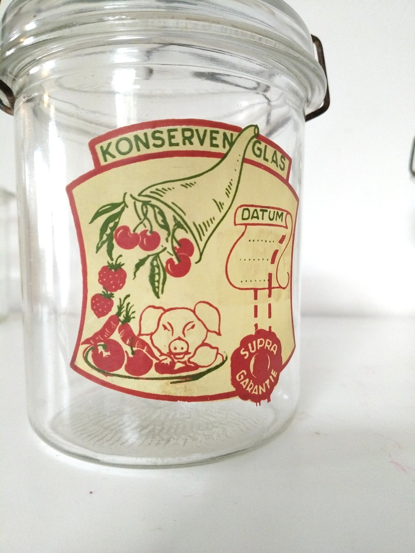 Ancien bocal de conservation en verre à l'unité