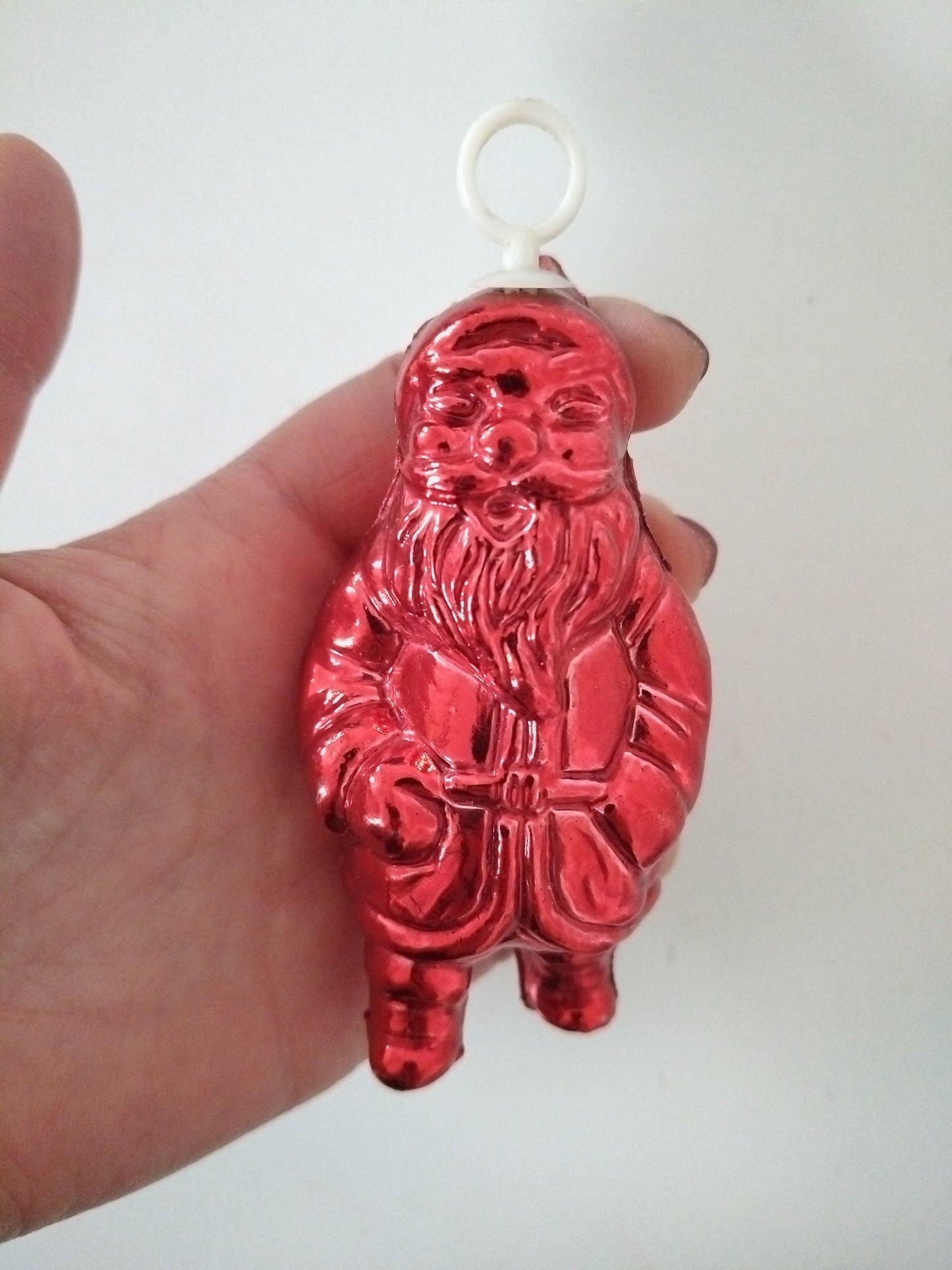 2 pères Noël en plastique à suspendre