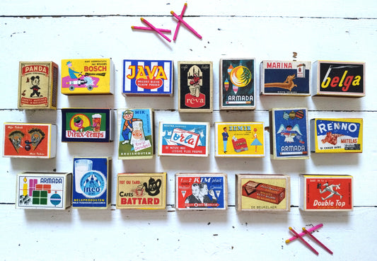 Ancienne boîte d'allumettes publicitaire au choix