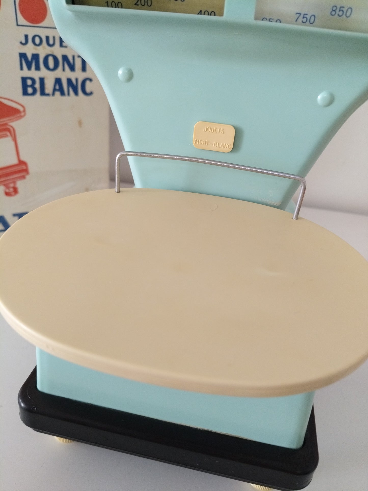 Ancienne balance de marchande jouets Mont Blanc