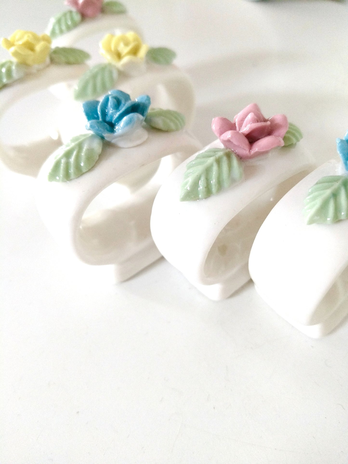 Ensemble de 6 ronds de serviettes en céramique