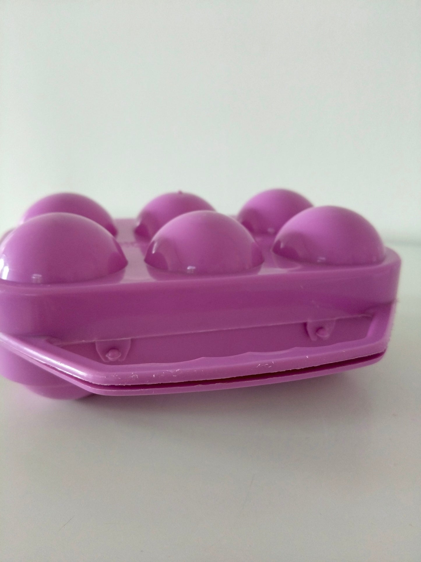 Boîte à œufs violette en plastique Gensini Italy - cetaitmieuxavant