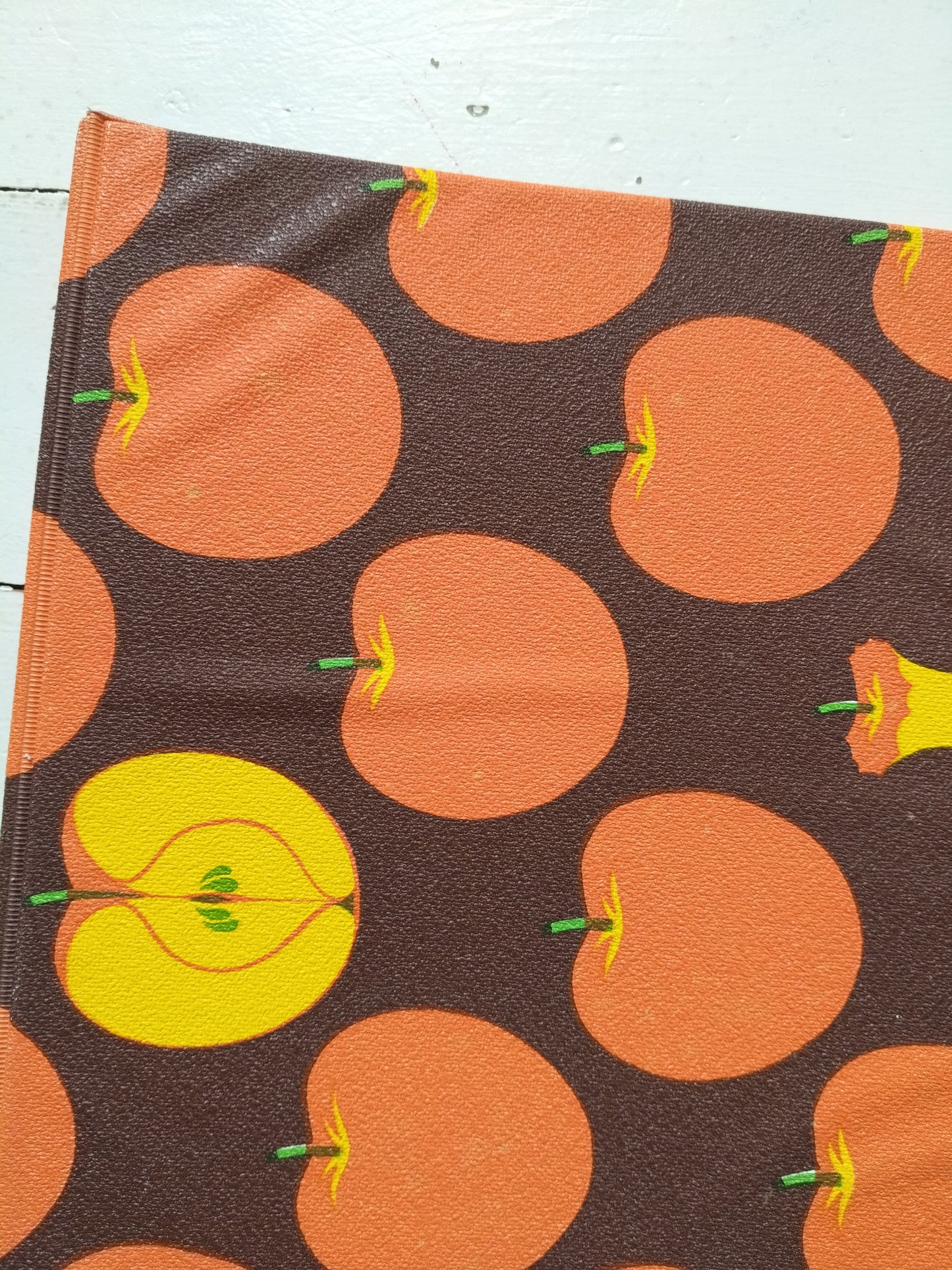 Petit classeur A4 fleurs ou pommes au choix