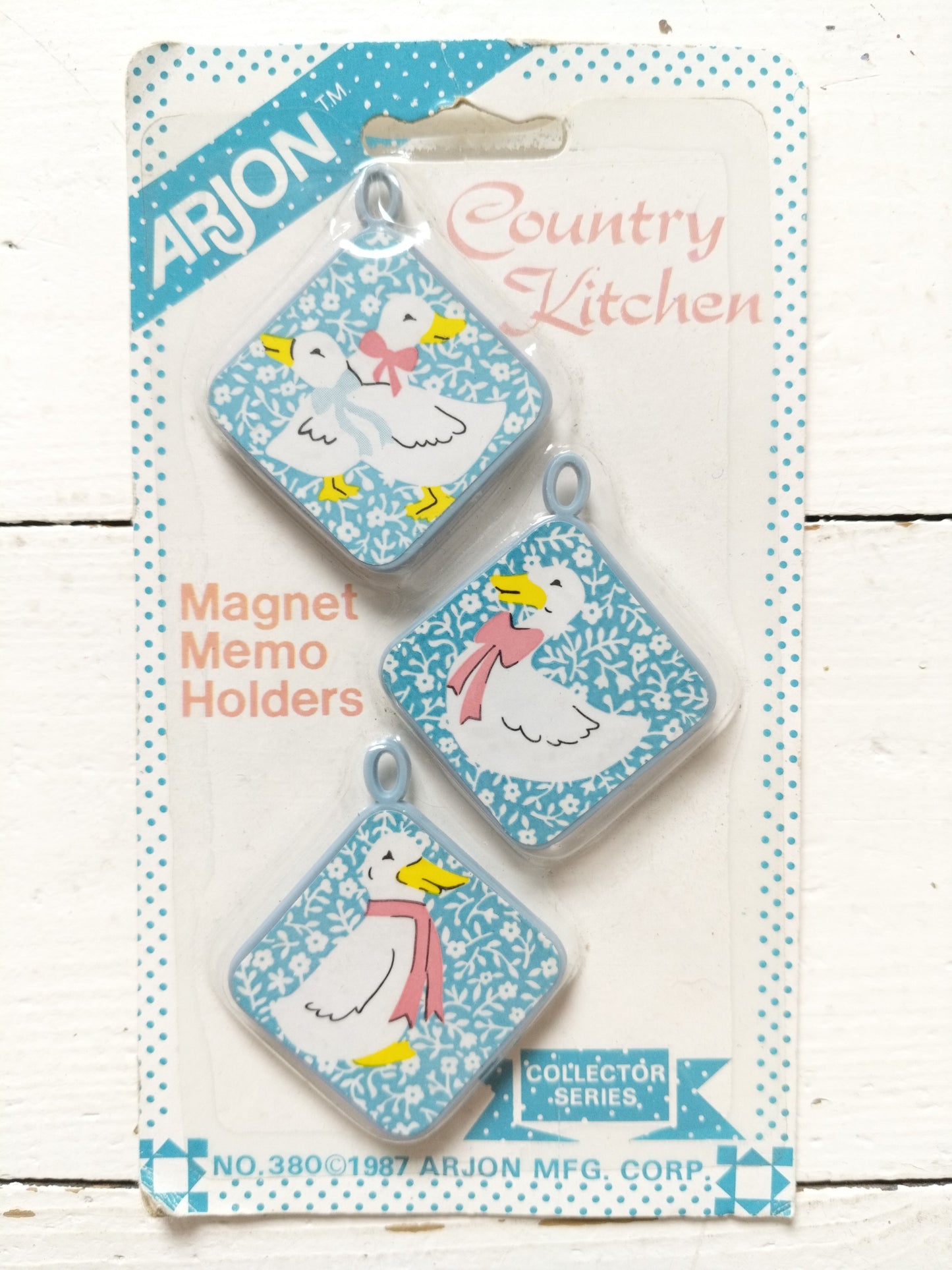 Thermomètre magnétique ou trio de magnets oie Arjon made in Hong Kong 1987
