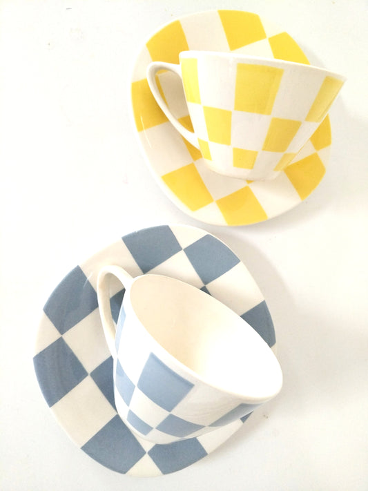 Ensemble tasse + soucoupe Boch La Louvière Damier au choix