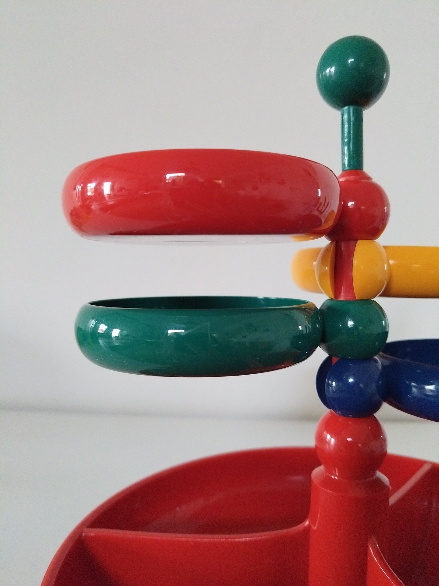 Plateau/ serviteur apéritif mutlicolore à compartiments pivotants Emsa Germany