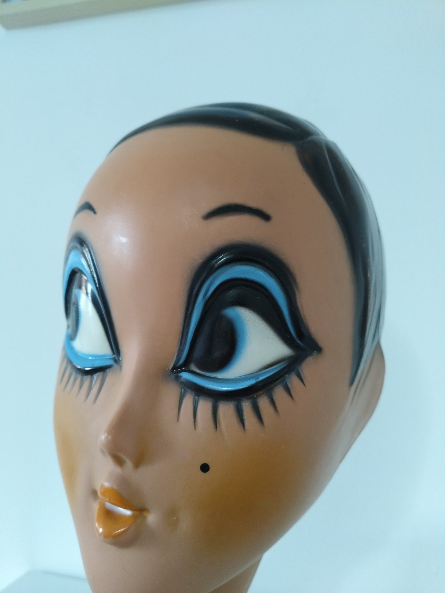 Tête à chapeau Twiggy Huard 1971