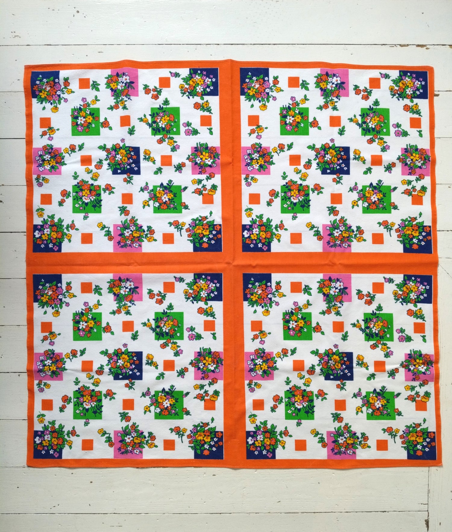 Petite nappe carrée en coton - cetaitmieuxavant