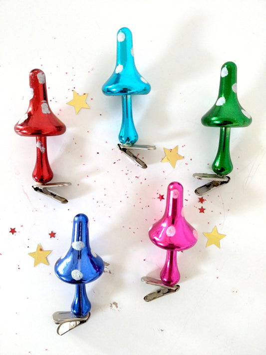 Ensemble de 5 champignons de Noël à pinces