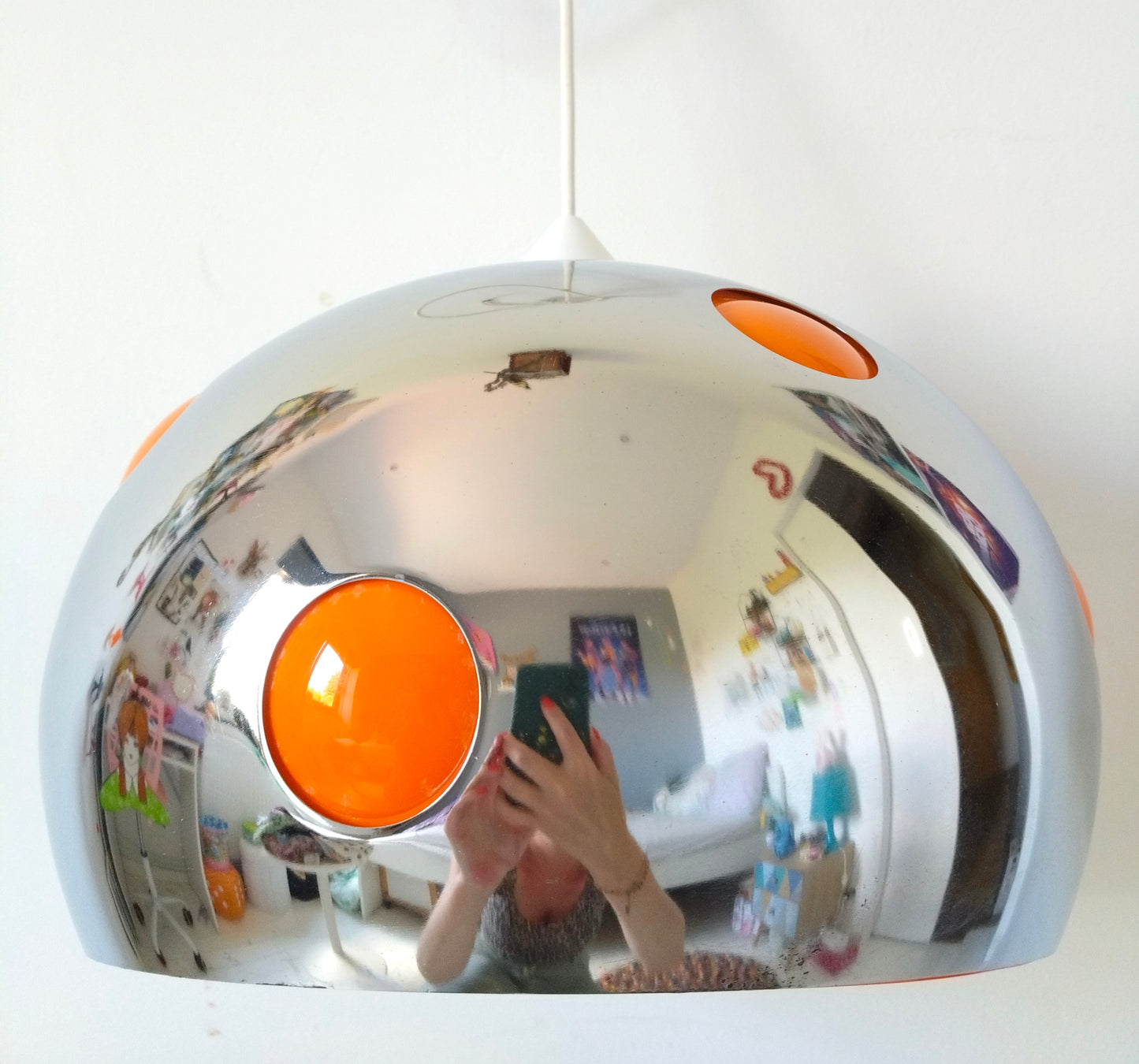 Luminaire suspension vintage space age seventies métal chromé et plastique