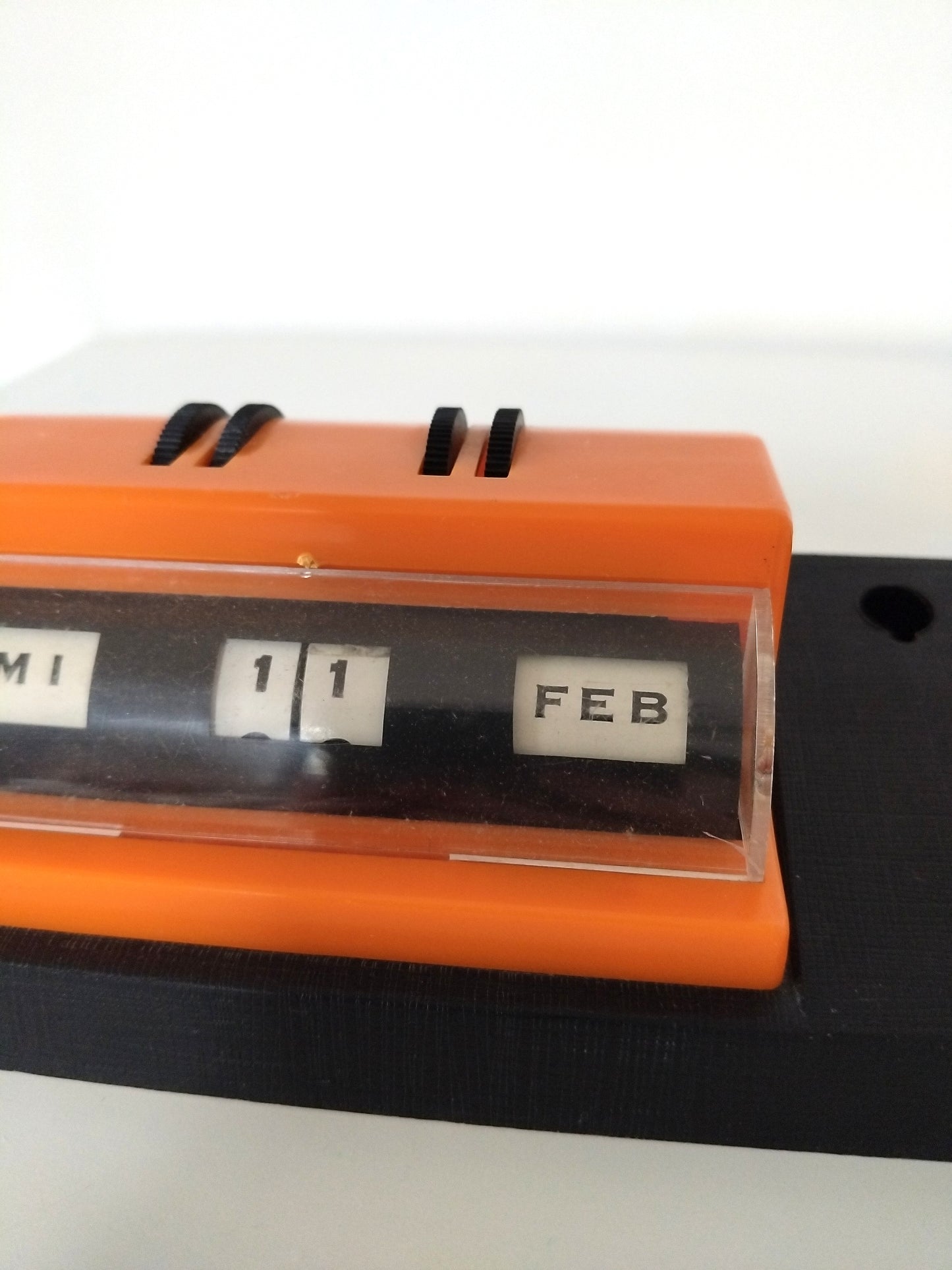 Calendrier perpétuel/ organisateur de bureau en plastique - cetaitmieuxavant