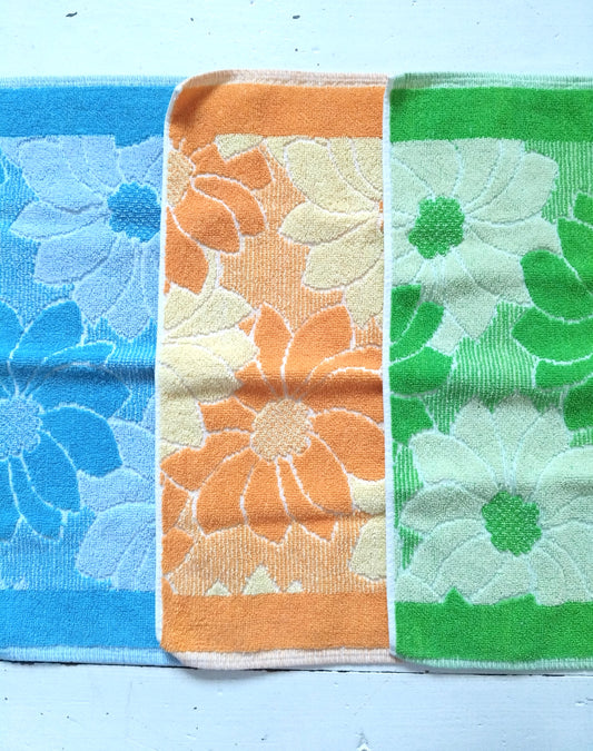 Petit essuie-mains Terry Fox au choix