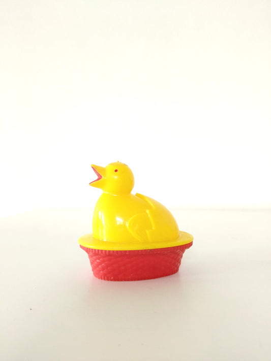 Déco de Pâques/ petite boîte poussin en plastique