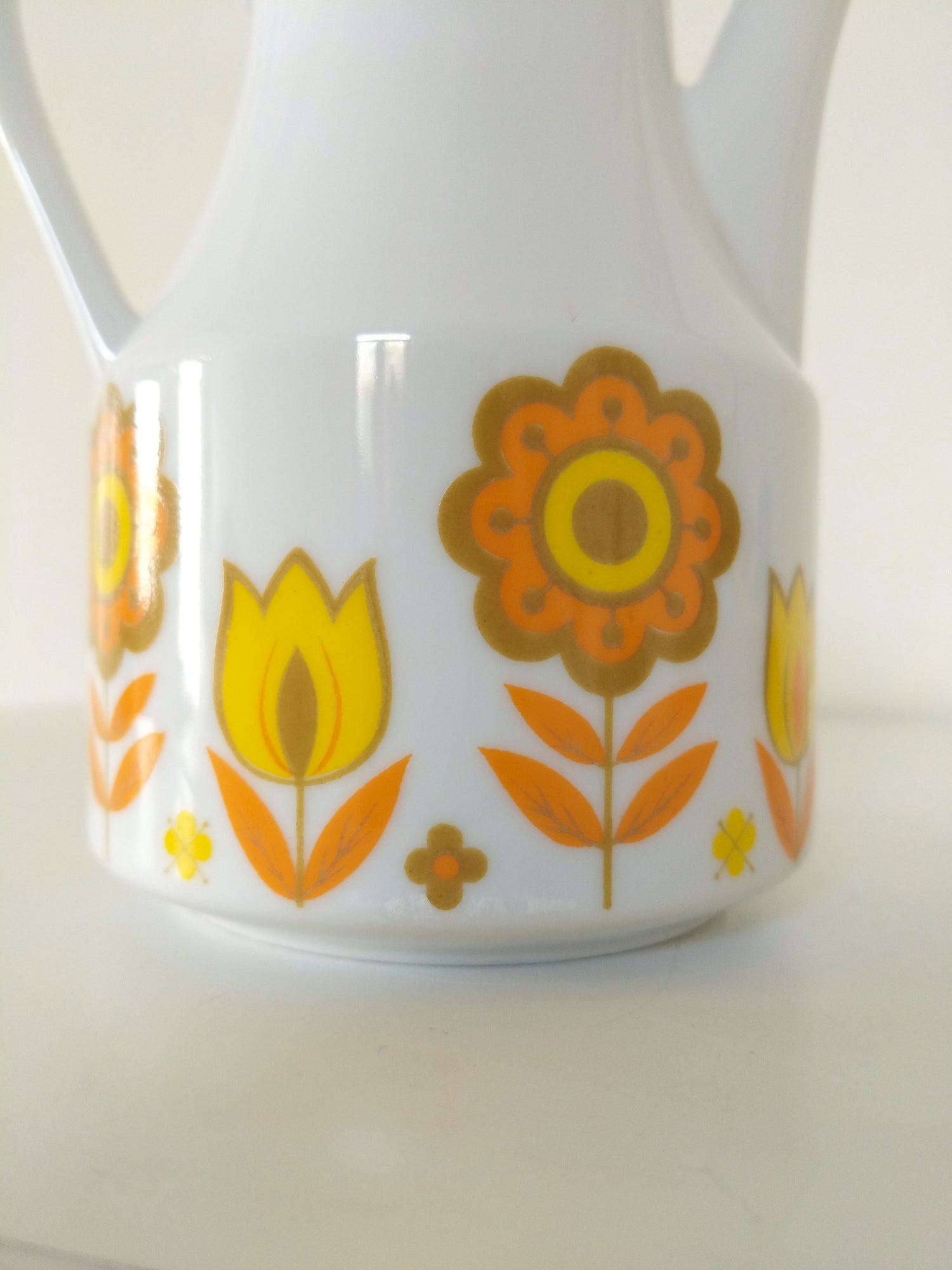 Petite cafetière en porcelaine made in Japan - cetaitmieuxavant