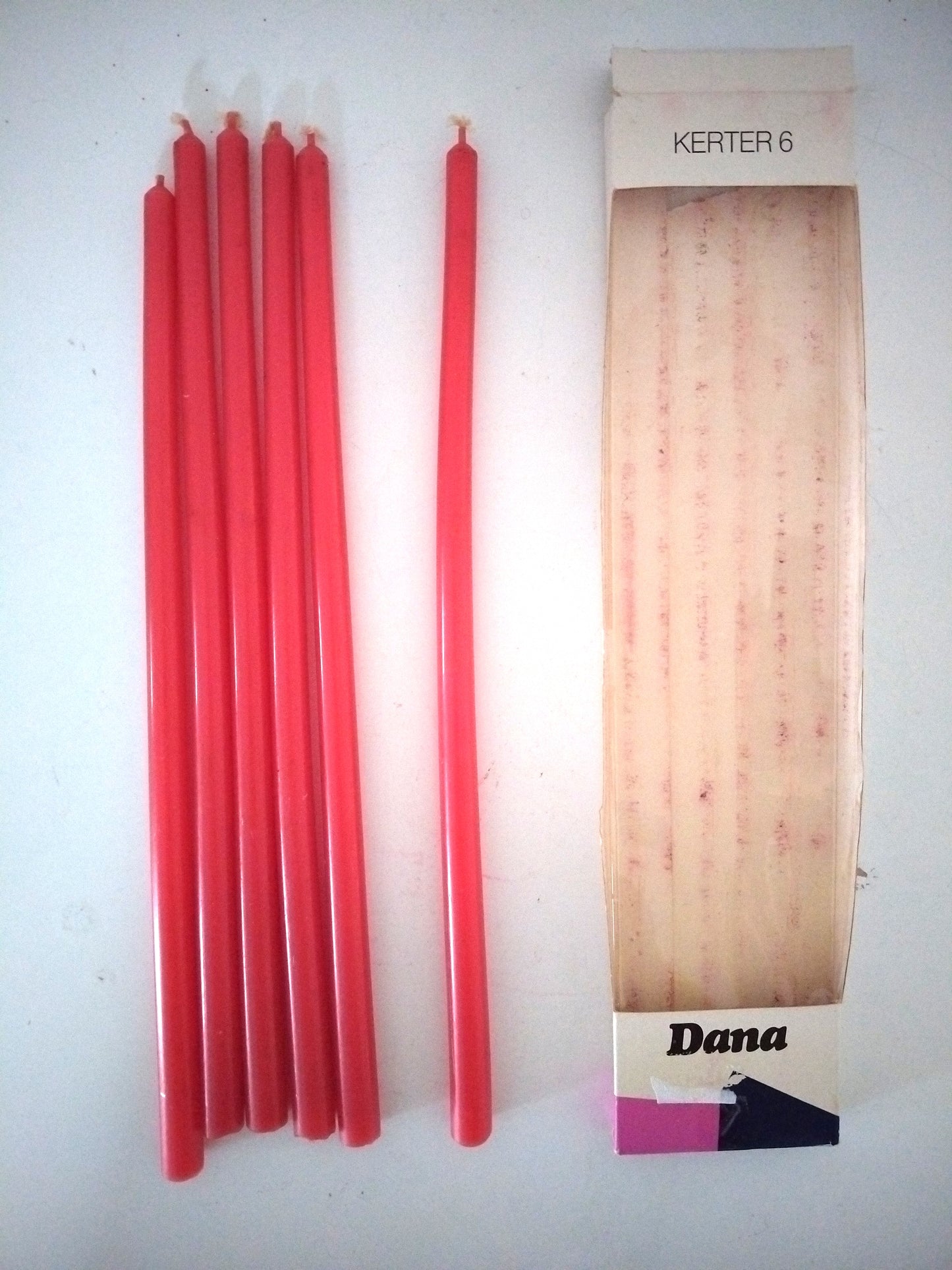 6 anciennes grandes bougies Dana Danemark