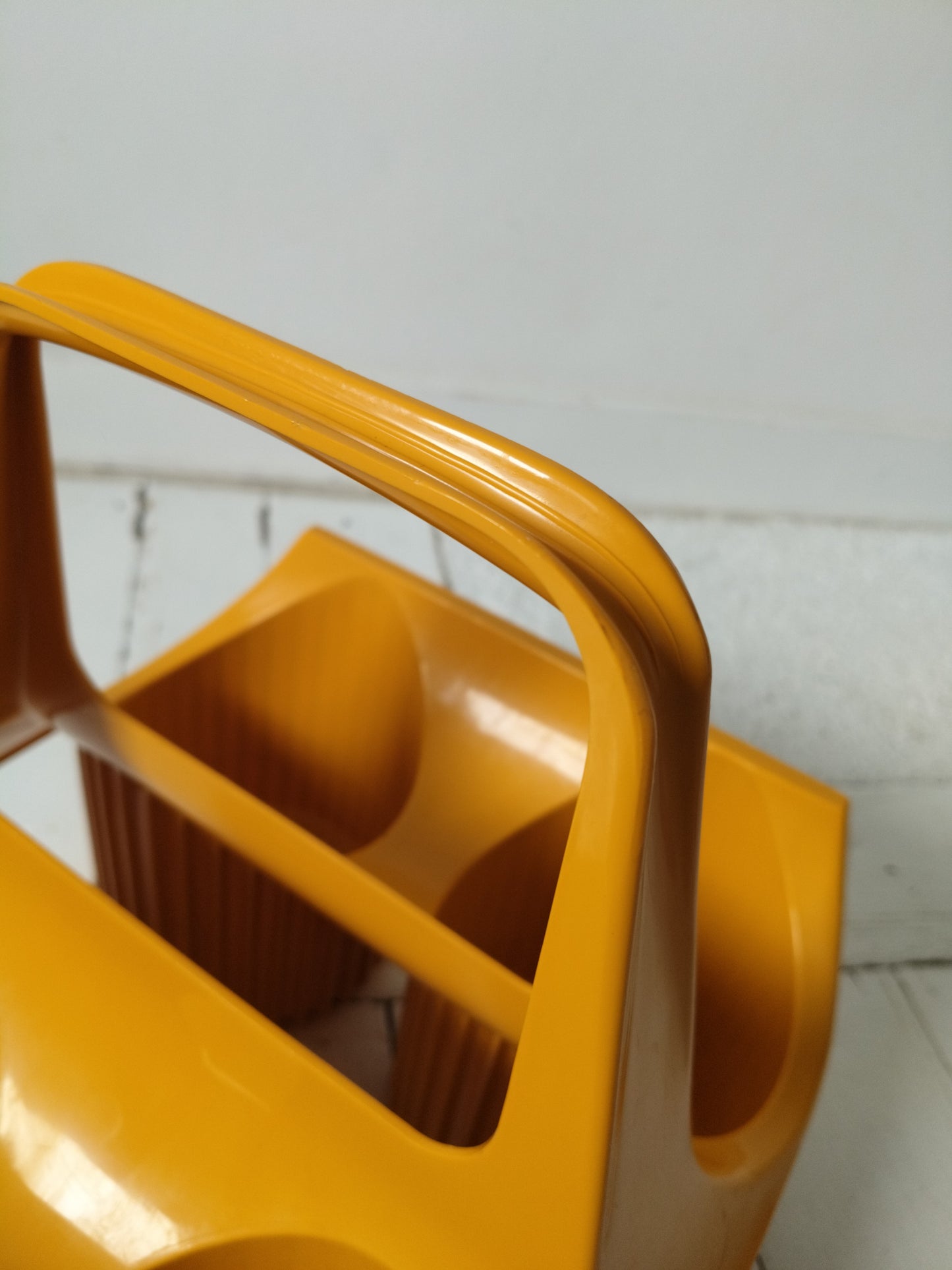 Range/porte-bouteilles en plastique Curver - cetaitmieuxavant