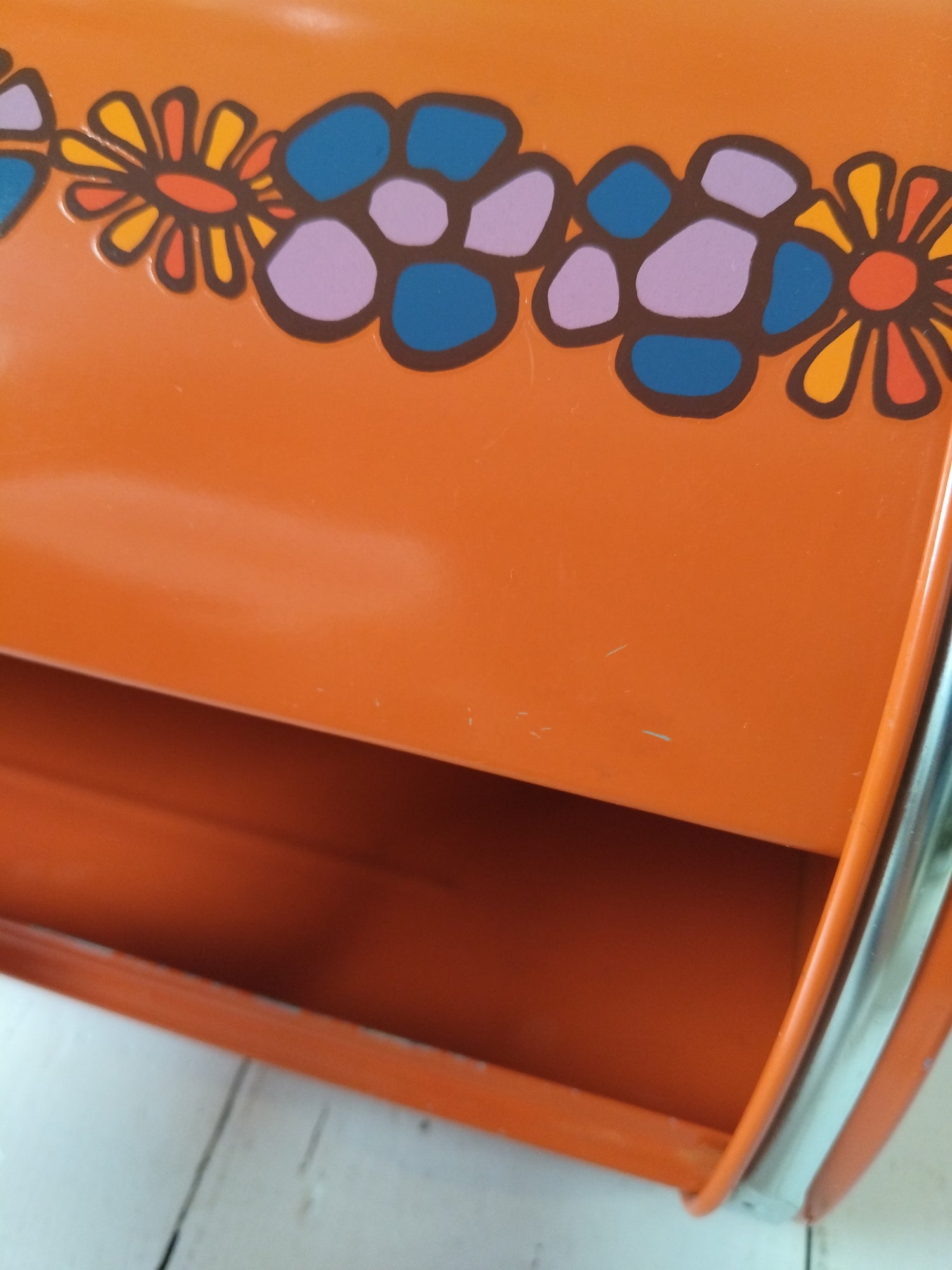 Boîte à pain métallique Brabantia Diana !!! priorité à Zélie!!! - cetaitmieuxavant