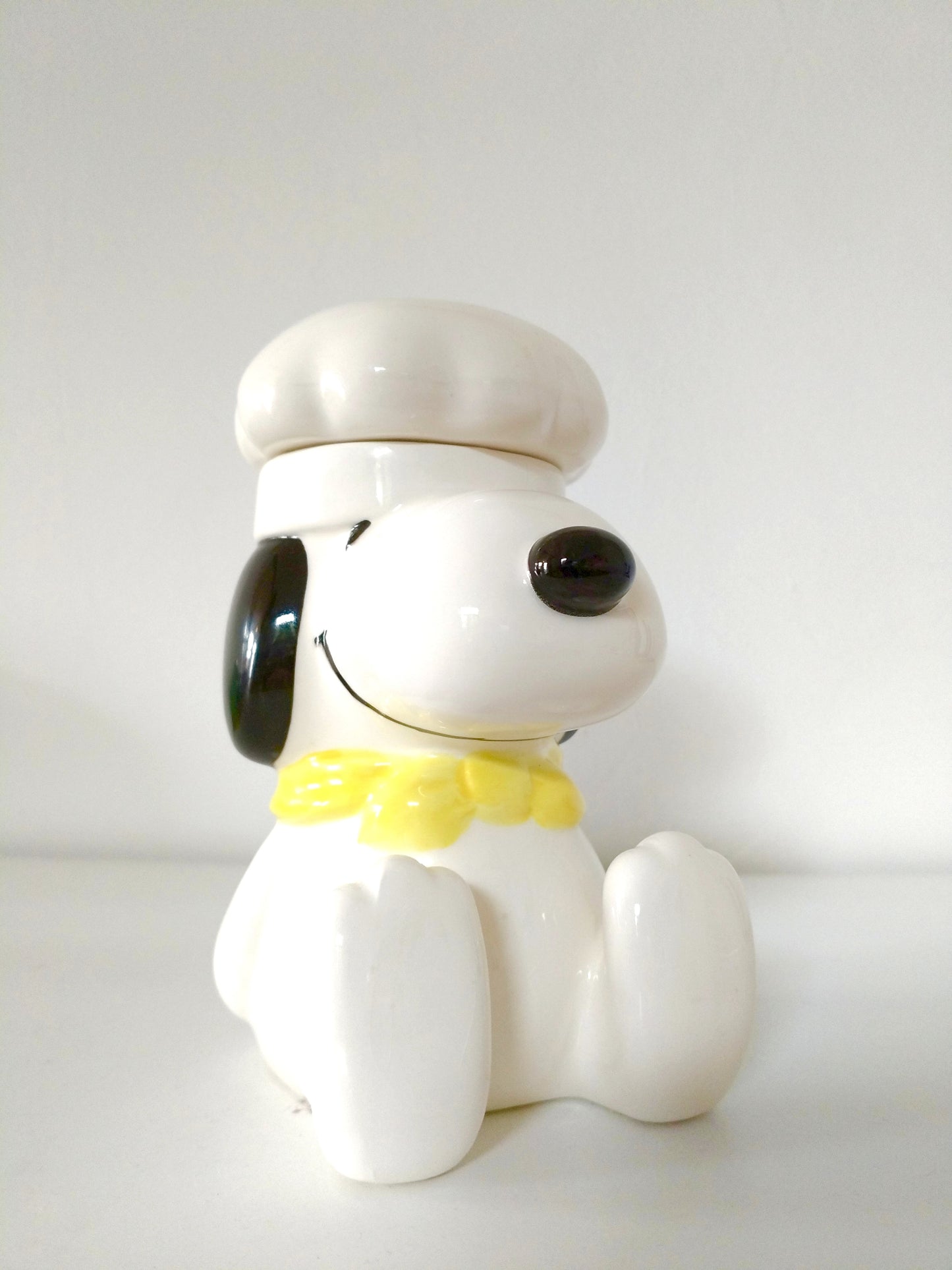 Pot boîte bocal à biscuits en céramique Snoopy cuisinier Japan United Feature Syndicate, Inc 1958-1966